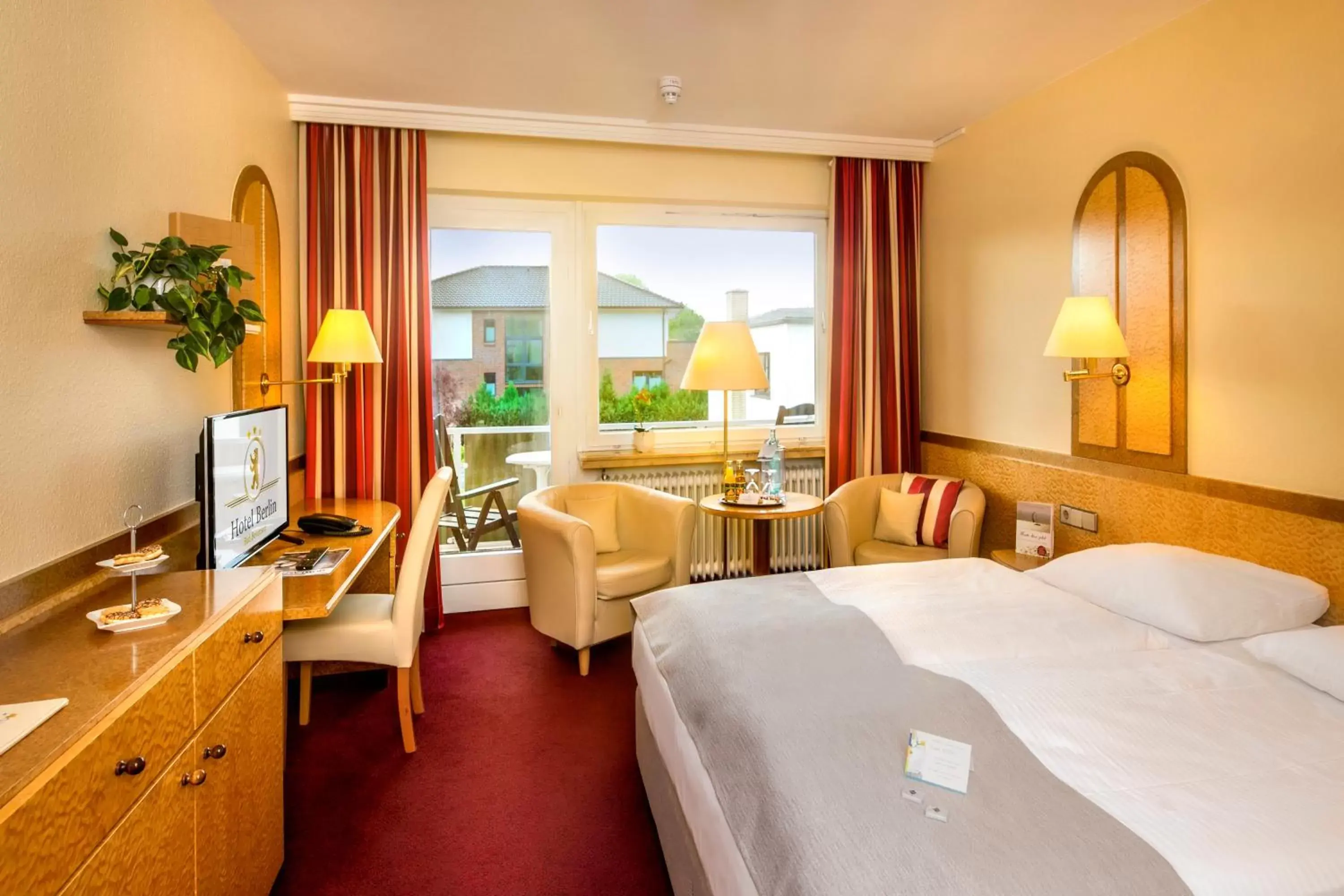 Comfort Double Room with Balcony - single occupancy - South in Akzent Hotel Berlin Comfort Double Room with Balcony - single occupancy - South in Akzent Hotel Berlin