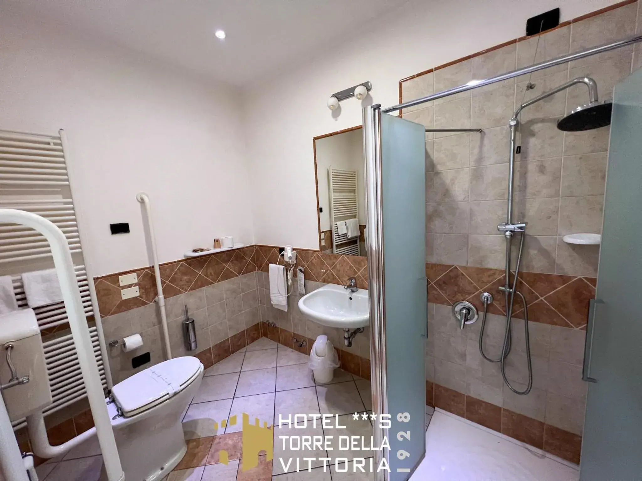 Single Room - Disability Access in Panoramic Rooms Torre della Vittoria Single Room - Disability Access in Panoramic Rooms Torre della Vittoria