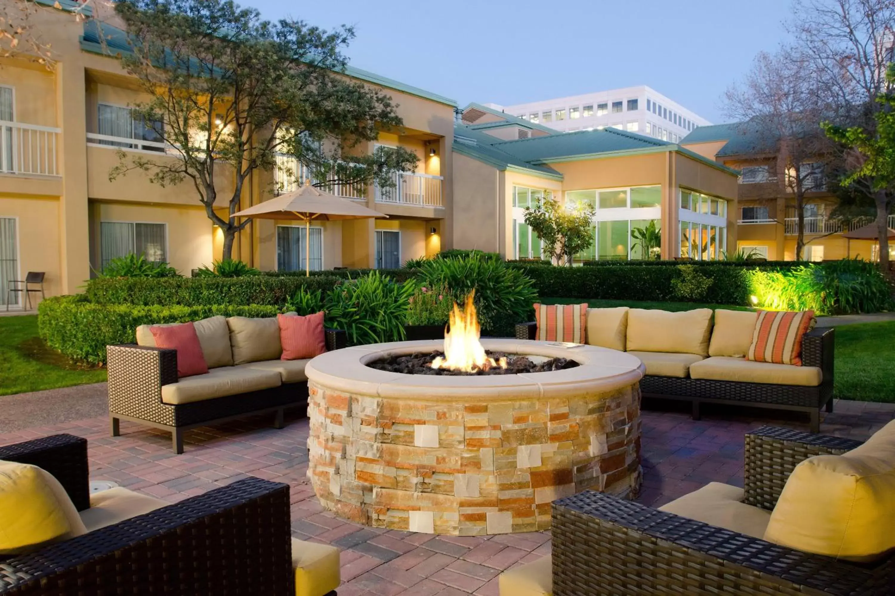 Courtyard by Marriott San Mateo Foster City Courtyard by Marriott San Mateo Foster City