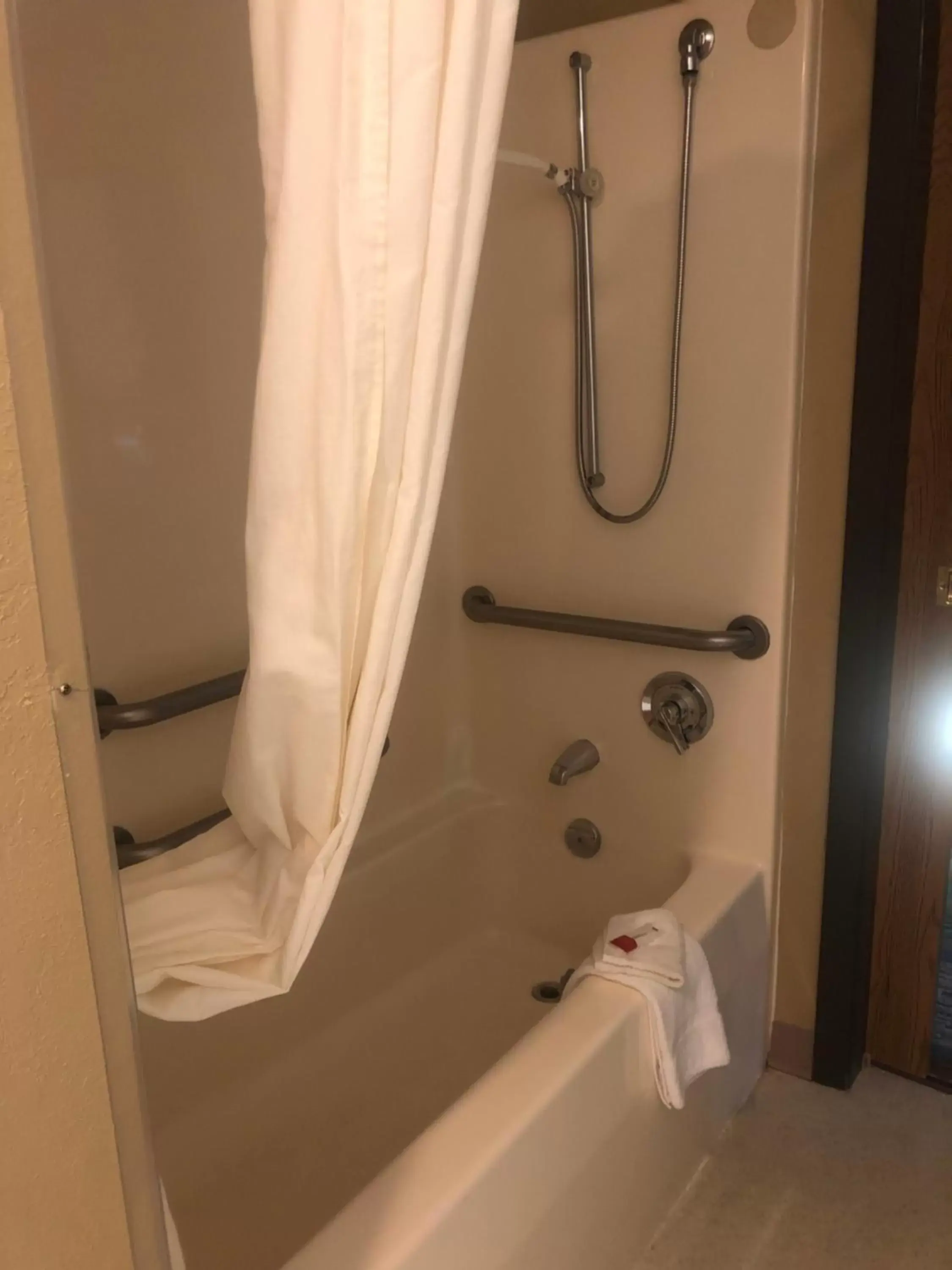 Queen Studio Suite - Mobility Access/Non-Smoking in Microtel Inn & Suites by Wyndham Mason Queen Studio Suite - Mobility Access/Non-Smoking in Microtel Inn & Suites by Wyndham Mason