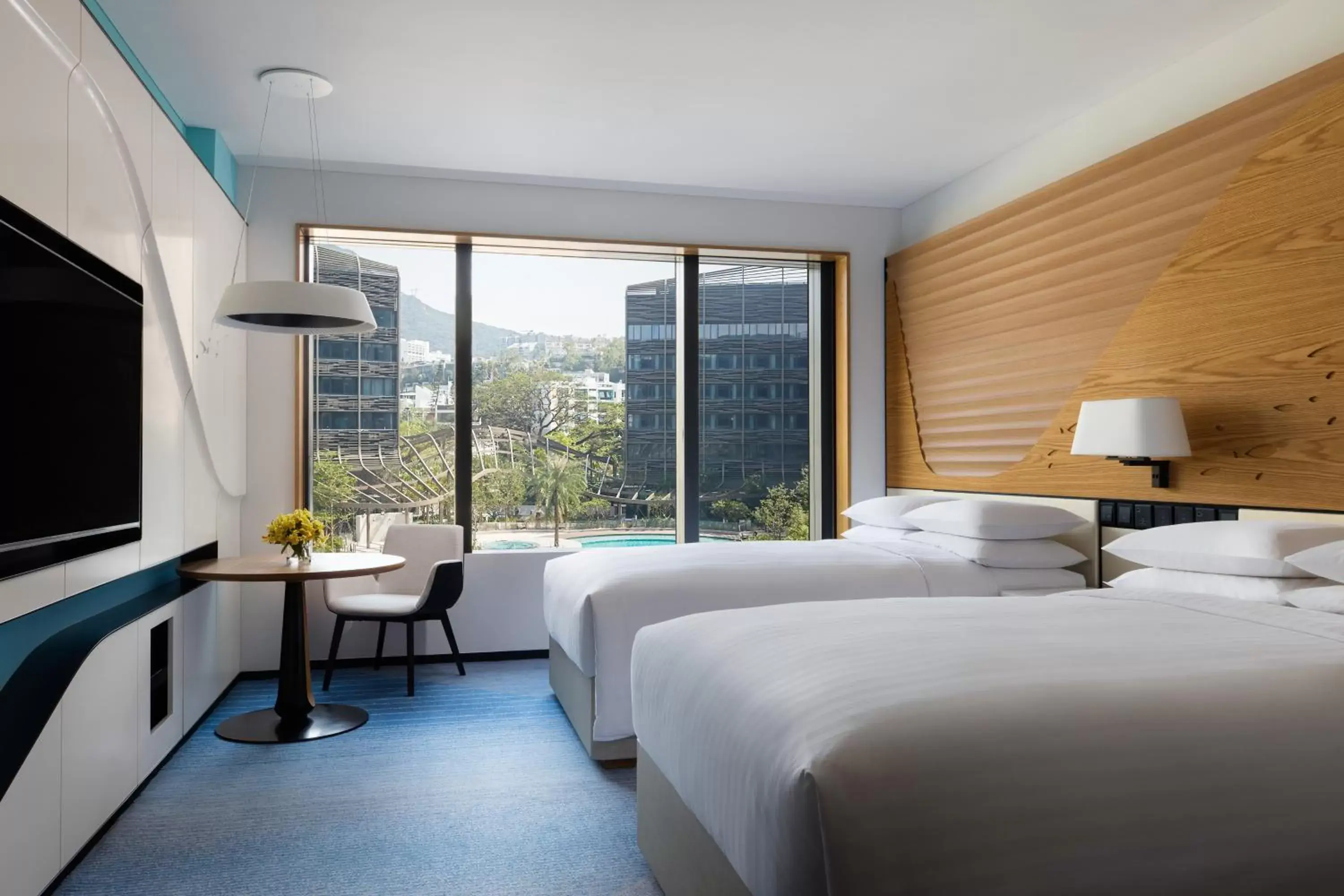 Premier Room with 2 Double Beds and Pool View in Hong Kong Ocean Park Marriott Hotel Premier Room with 2 Double Beds and Pool View in Hong Kong Ocean Park Marriott Hotel