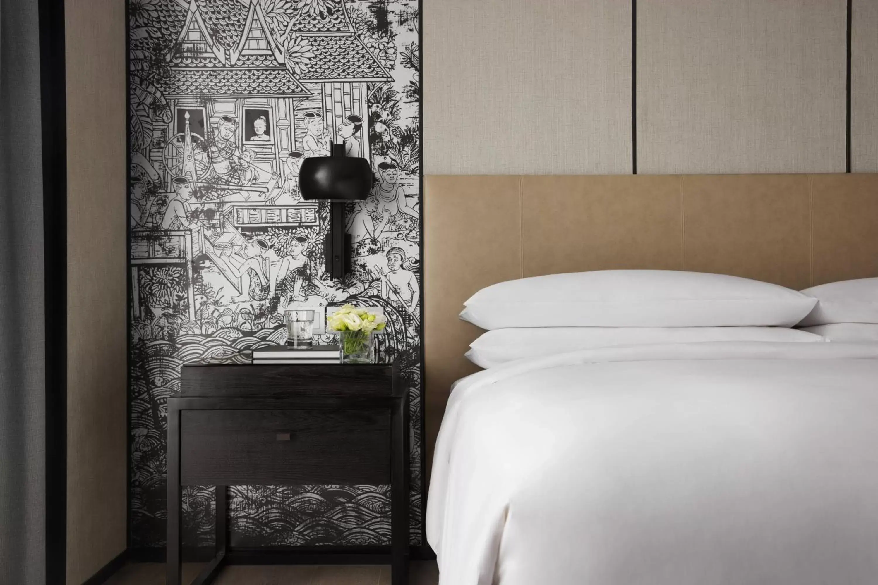 Three-Bedroom Residential Suite in Bangkok Marriott Hotel The Surawongse Three-Bedroom Residential Suite in Bangkok Marriott Hotel The Surawongse