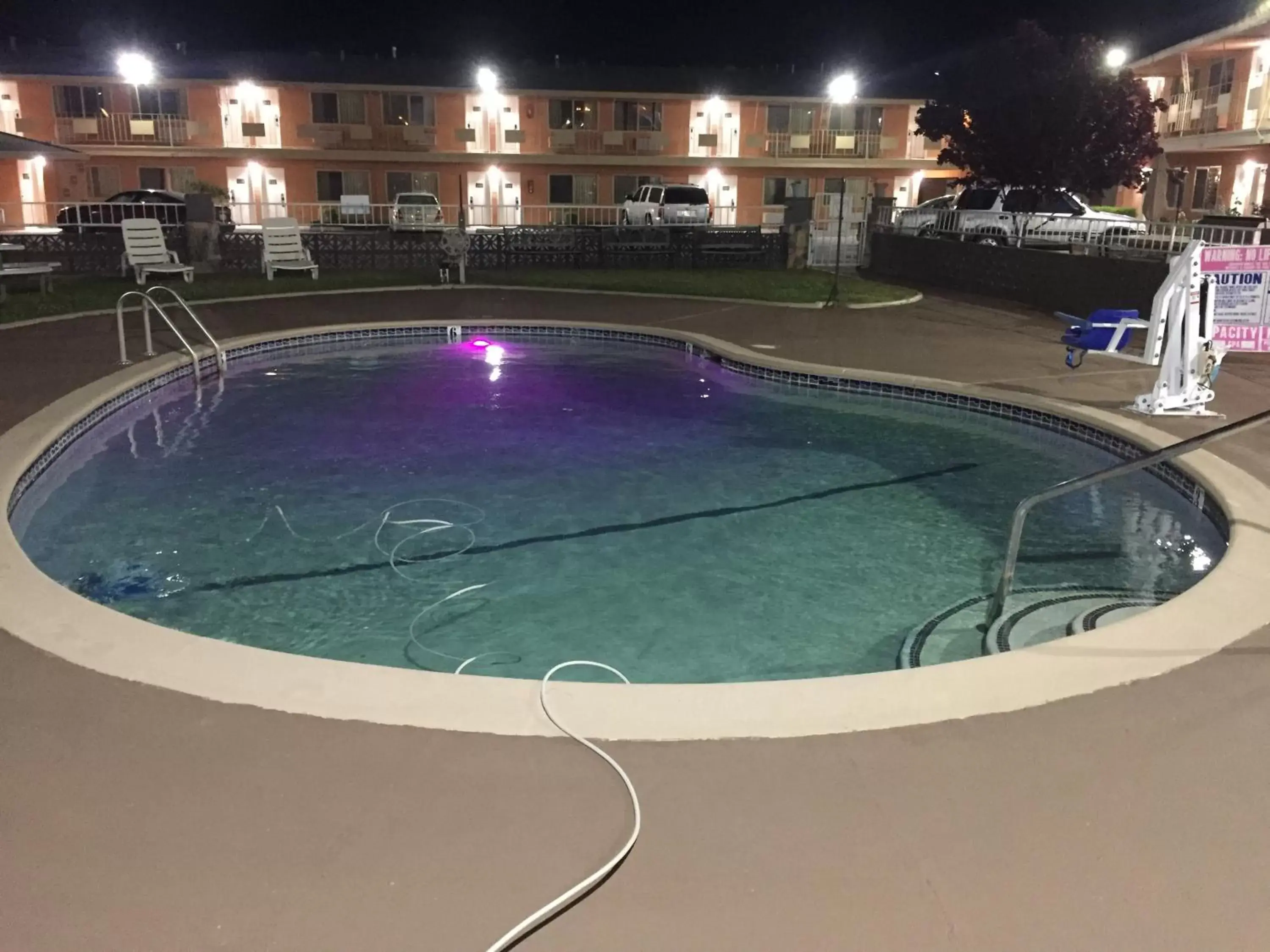 Swimming Pool in Americas Best Value Inn Red Bluff Swimming Pool in Americas Best Value Inn Red Bluff