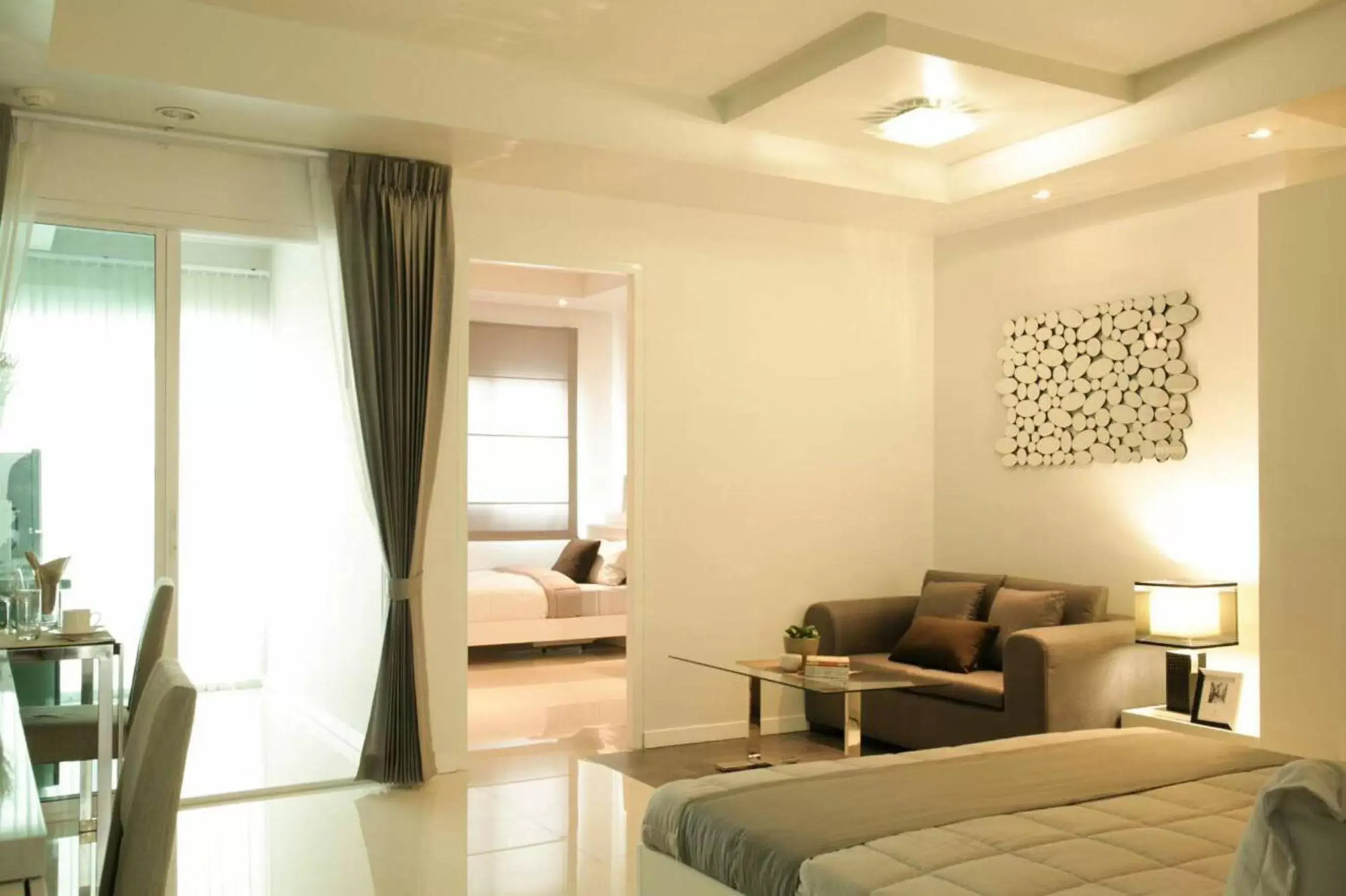 Comfort Quadruple Room in The Sriracha Residence Comfort Quadruple Room in The Sriracha Residence