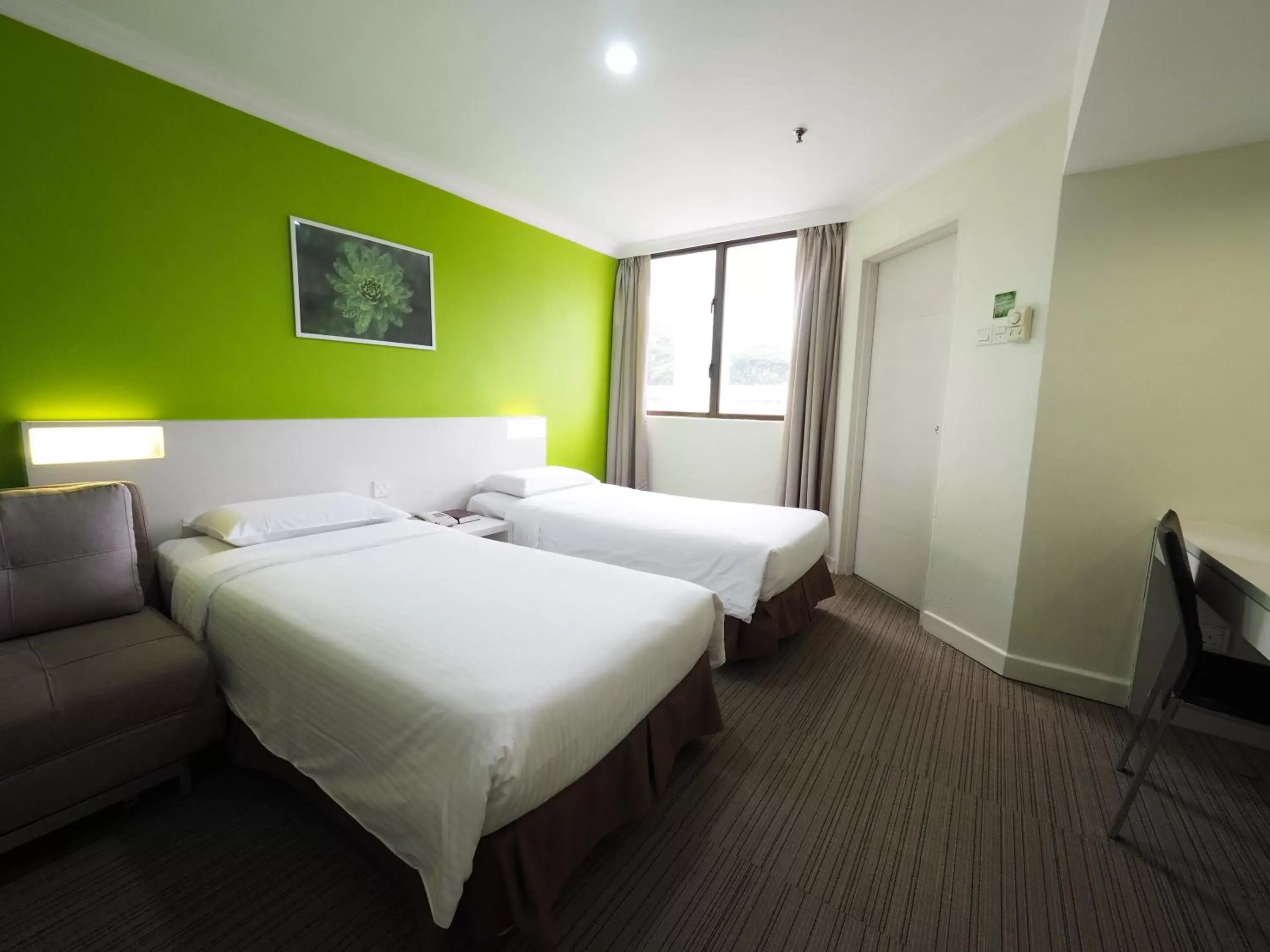 Standard Triple Room in YMCA One Orchard Standard Triple Room in YMCA One Orchard