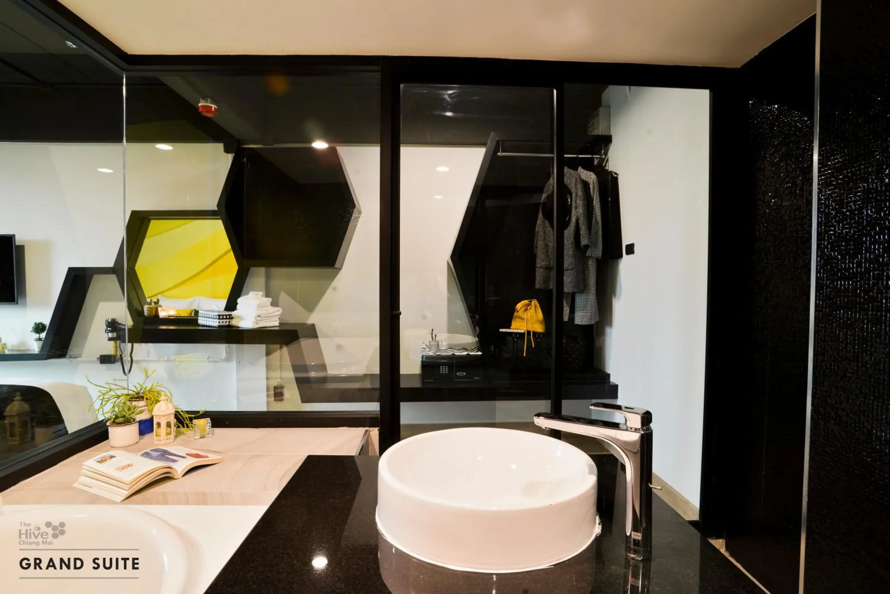 Grand Suite in The Hive Chiang Mai Hotel Grand Suite in The Hive Chiang Mai Hotel