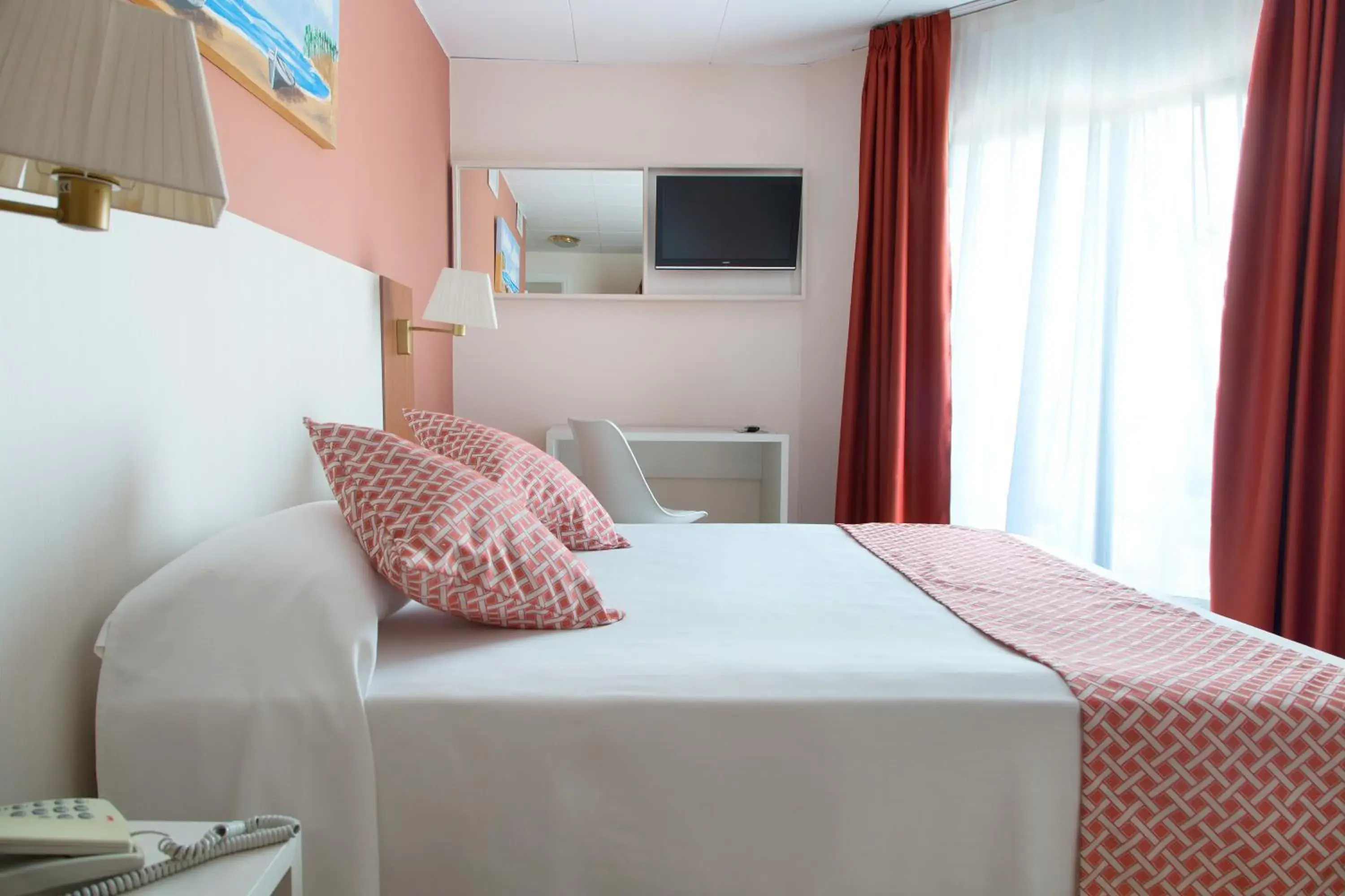 Family Room (2 Adults + 2 Children) in GHT Balmes, Hotel-Aparthotel&SPLASH Family Room (2 Adults + 2 Children) in GHT Balmes, Hotel-Aparthotel&SPLASH