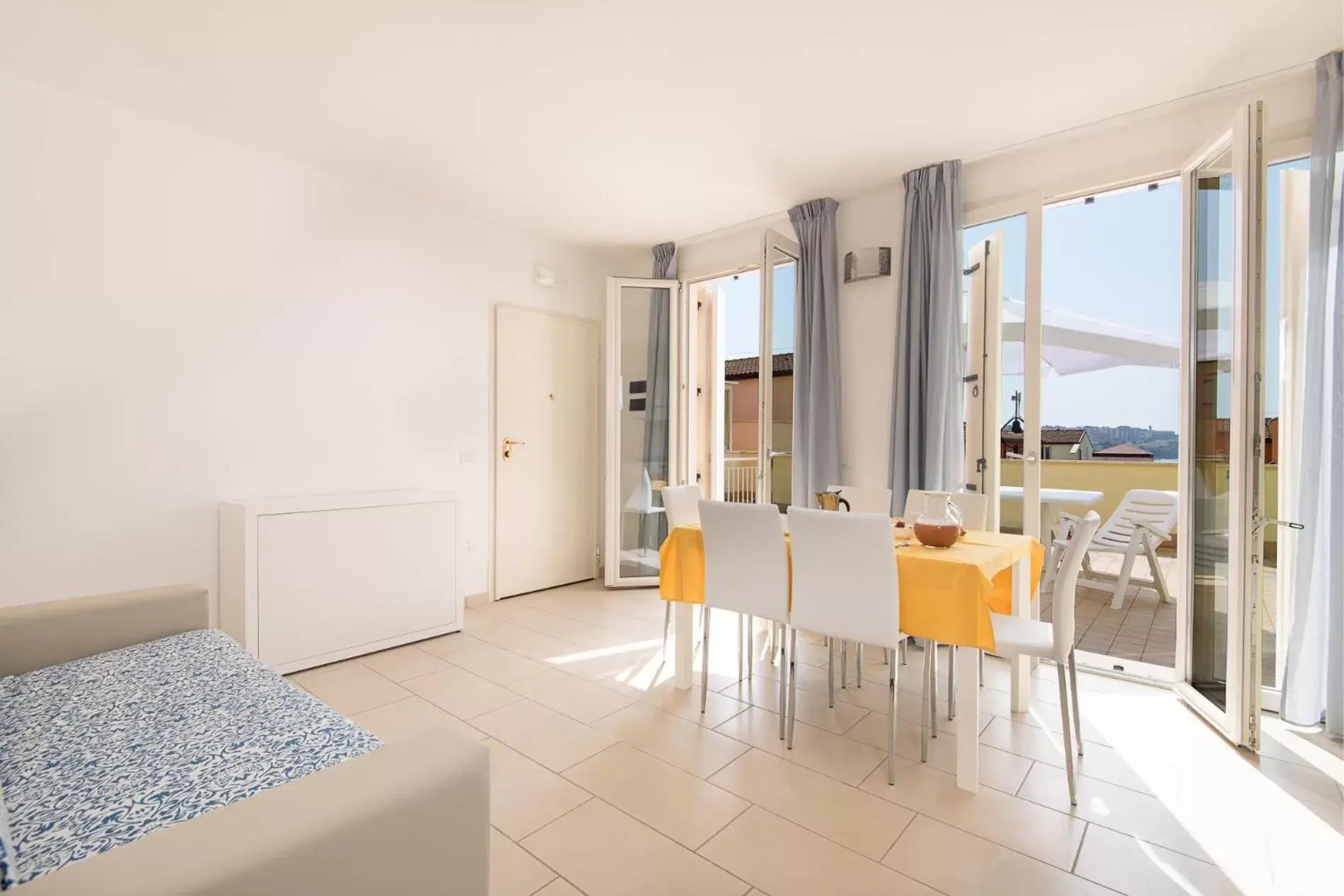 Two-Bedroom Apartment with Balcony in Residence Marina Salivoli Two-Bedroom Apartment with Balcony in Residence Marina Salivoli