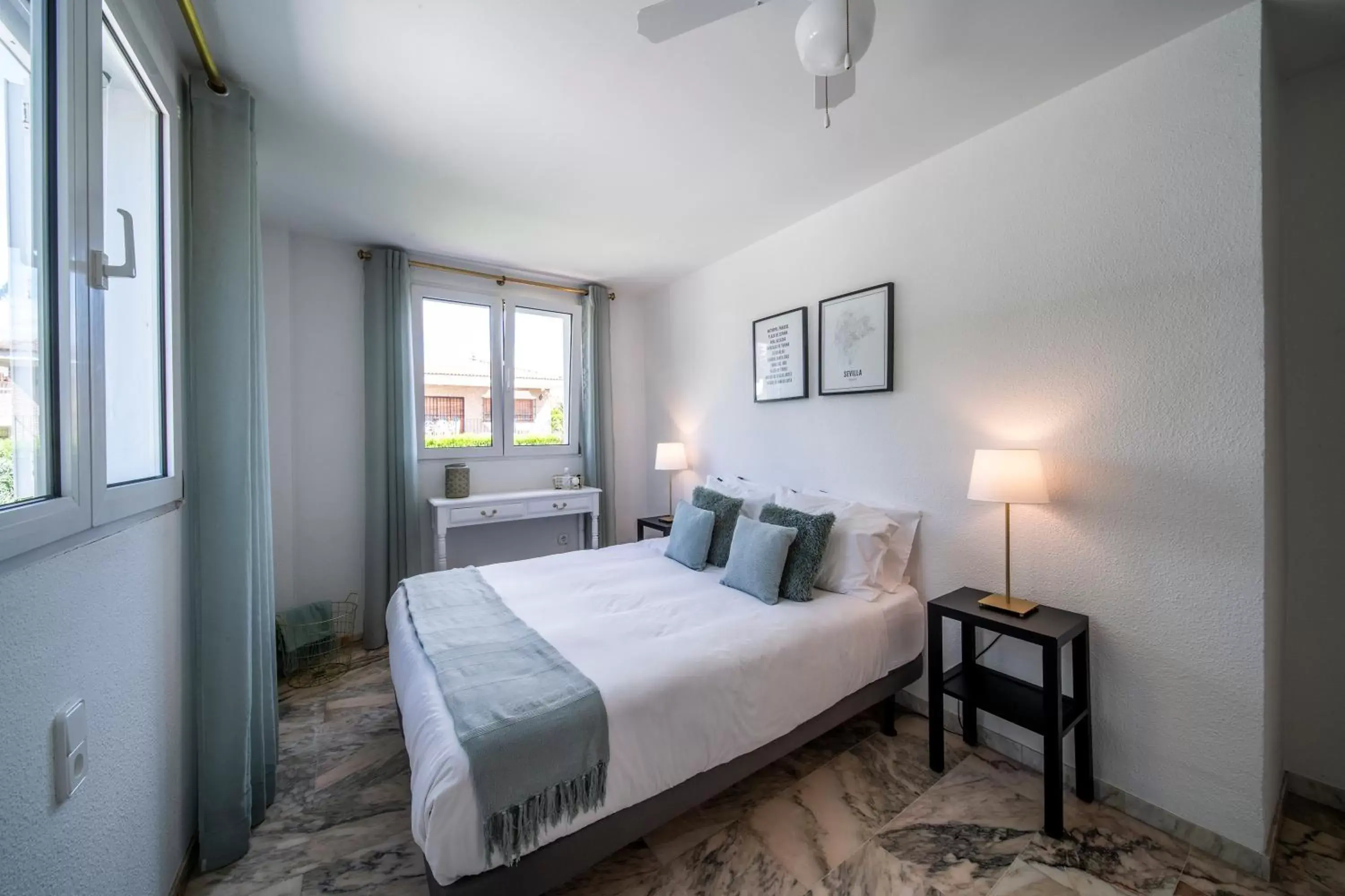 Deluxe Double Room in Hotel B&B Casa Arena Sevilla Deluxe Double Room in Hotel B&B Casa Arena Sevilla