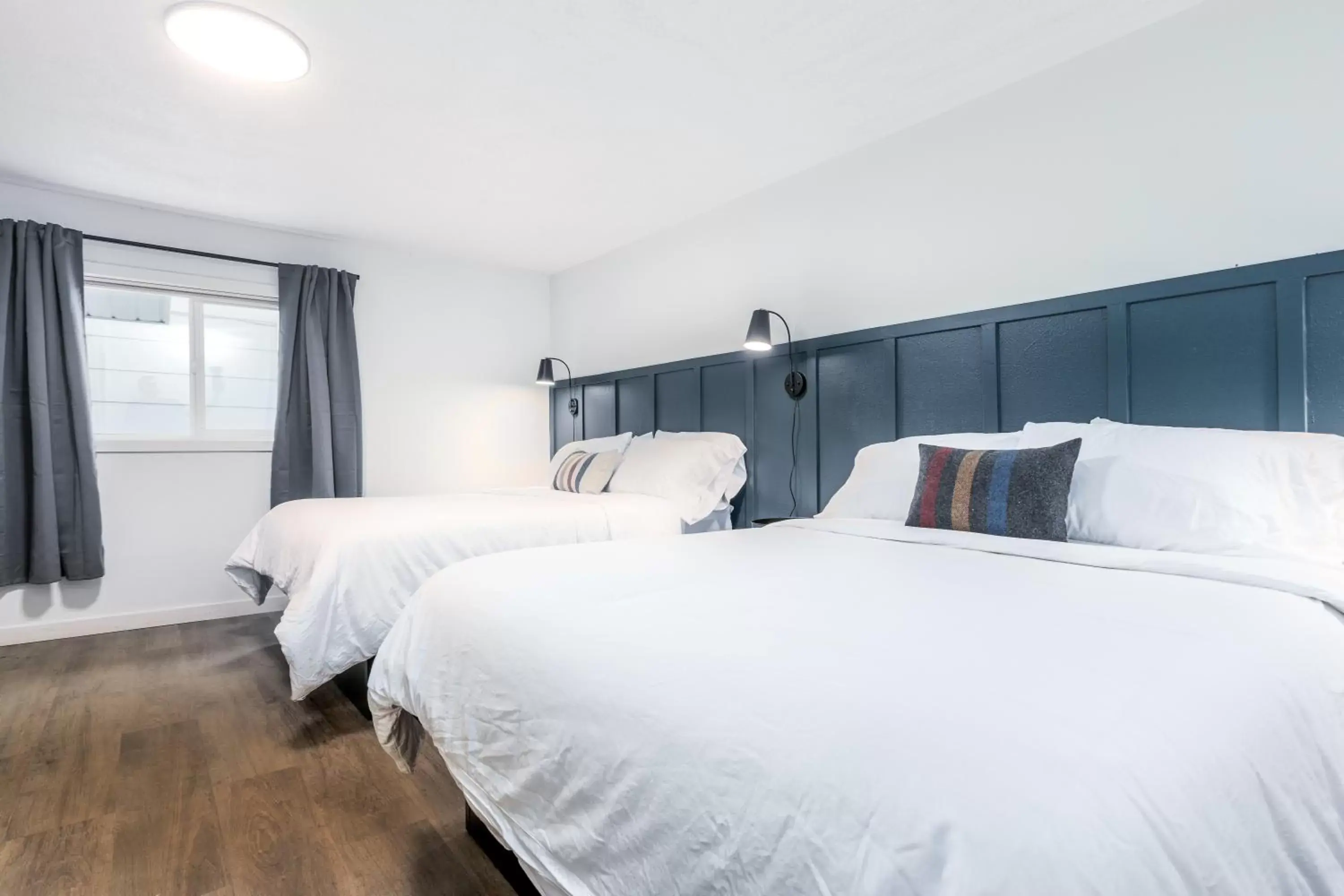 Deluxe Double Room in Minecart Motor Lodge Deluxe Double Room in Minecart Motor Lodge