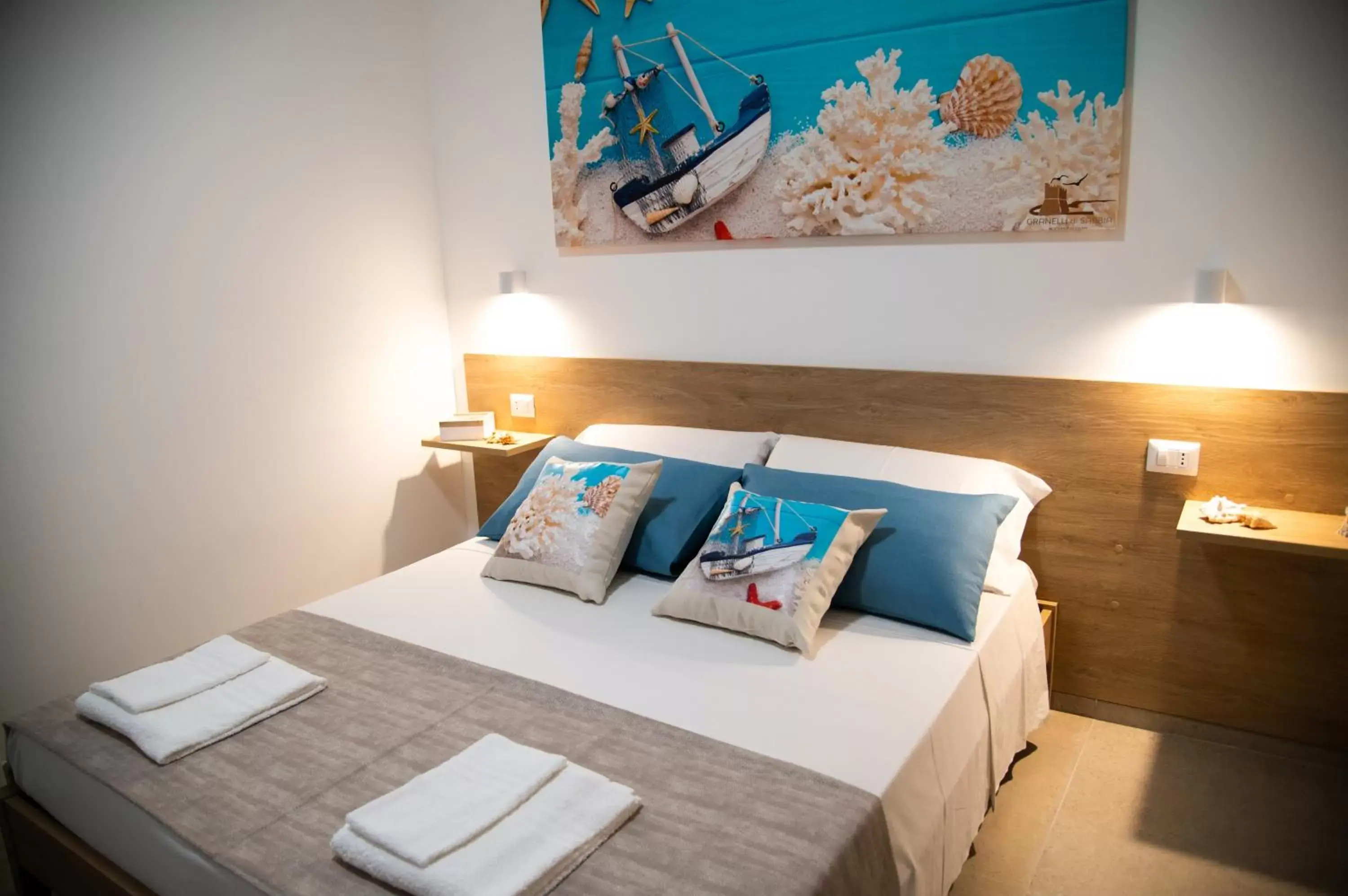 Bed in Granelli di sabbia Bed in Granelli di sabbia