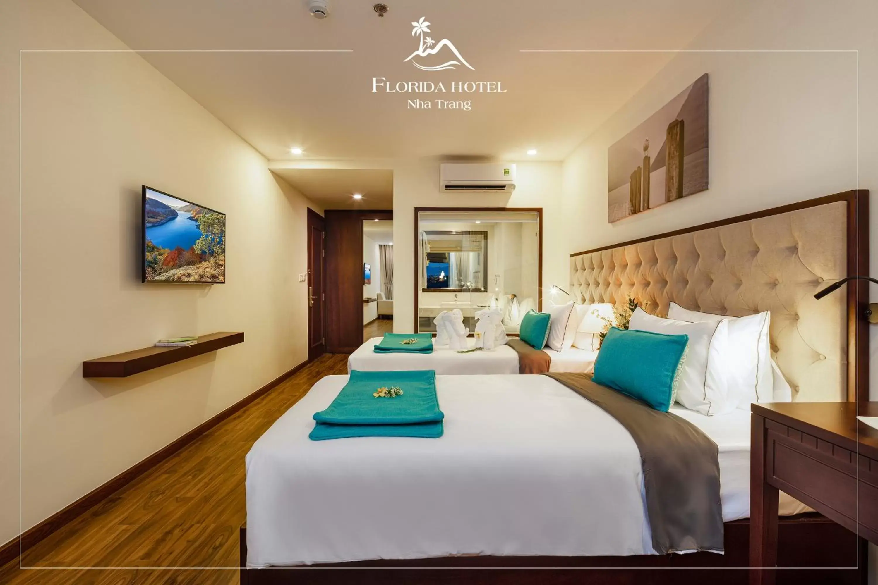 Deluxe Double or Twin Room with City View in Florida Nha Trang Hotel Deluxe Double or Twin Room with City View in Florida Nha Trang Hotel