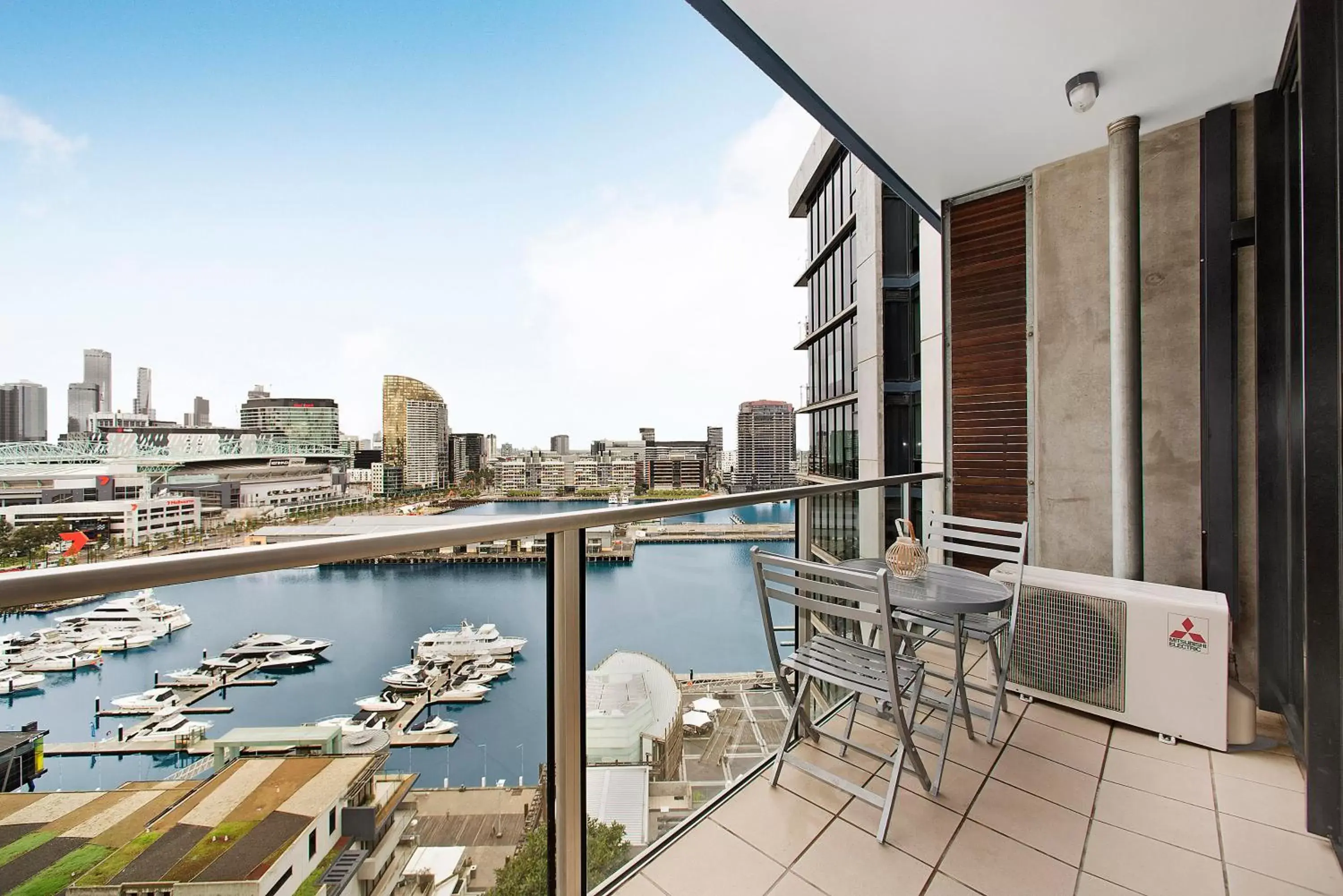 NewQuay Two-Bedroom, One Bathroom Apartment in Docklands Private Collection - NEWQUAY NewQuay Two-Bedroom, One Bathroom Apartment in Docklands Private Collection - NEWQUAY