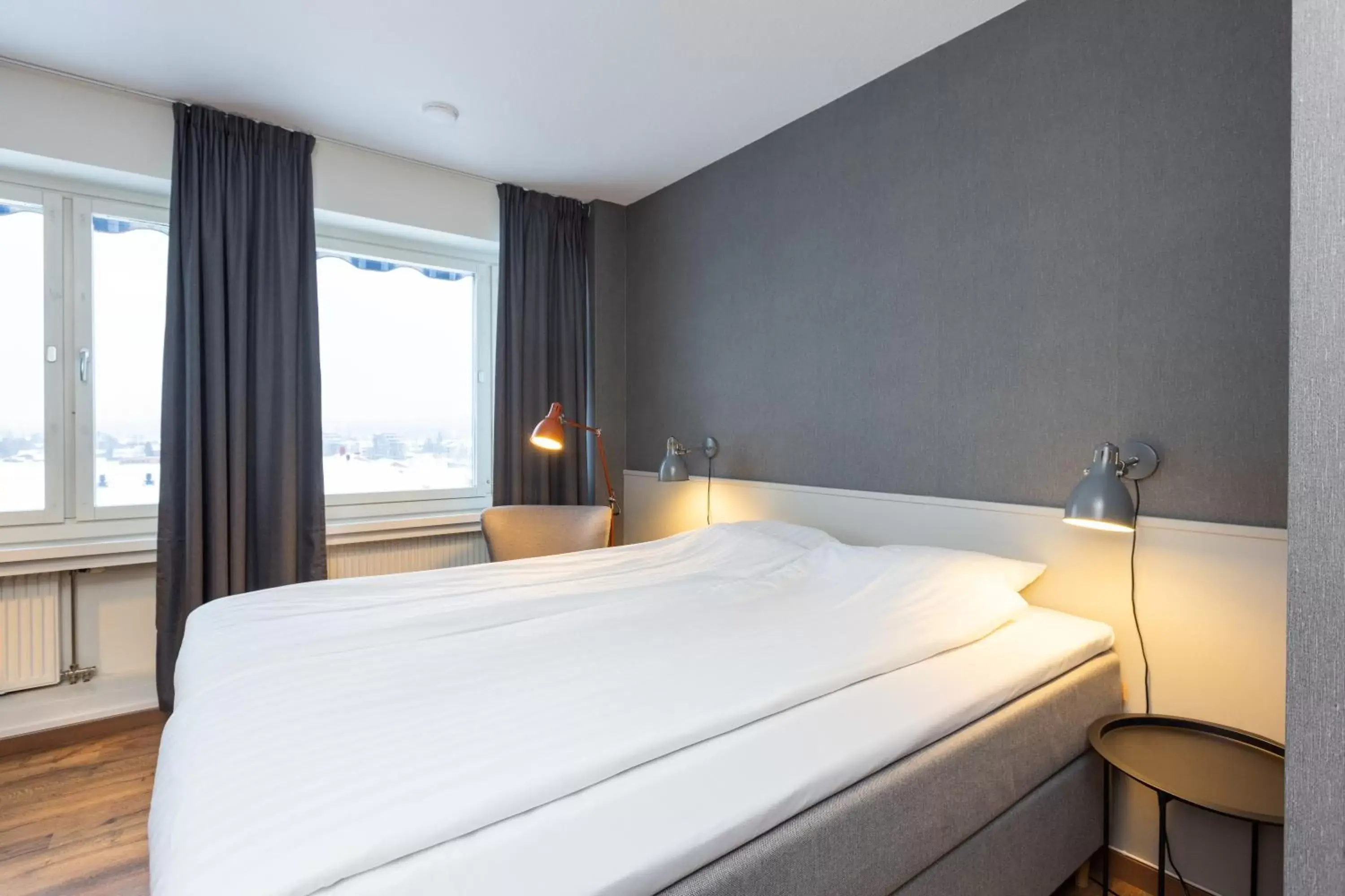 Queen Room (63 in Bed) in Hotel Victoria Queen Room (63 in Bed) in Hotel Victoria