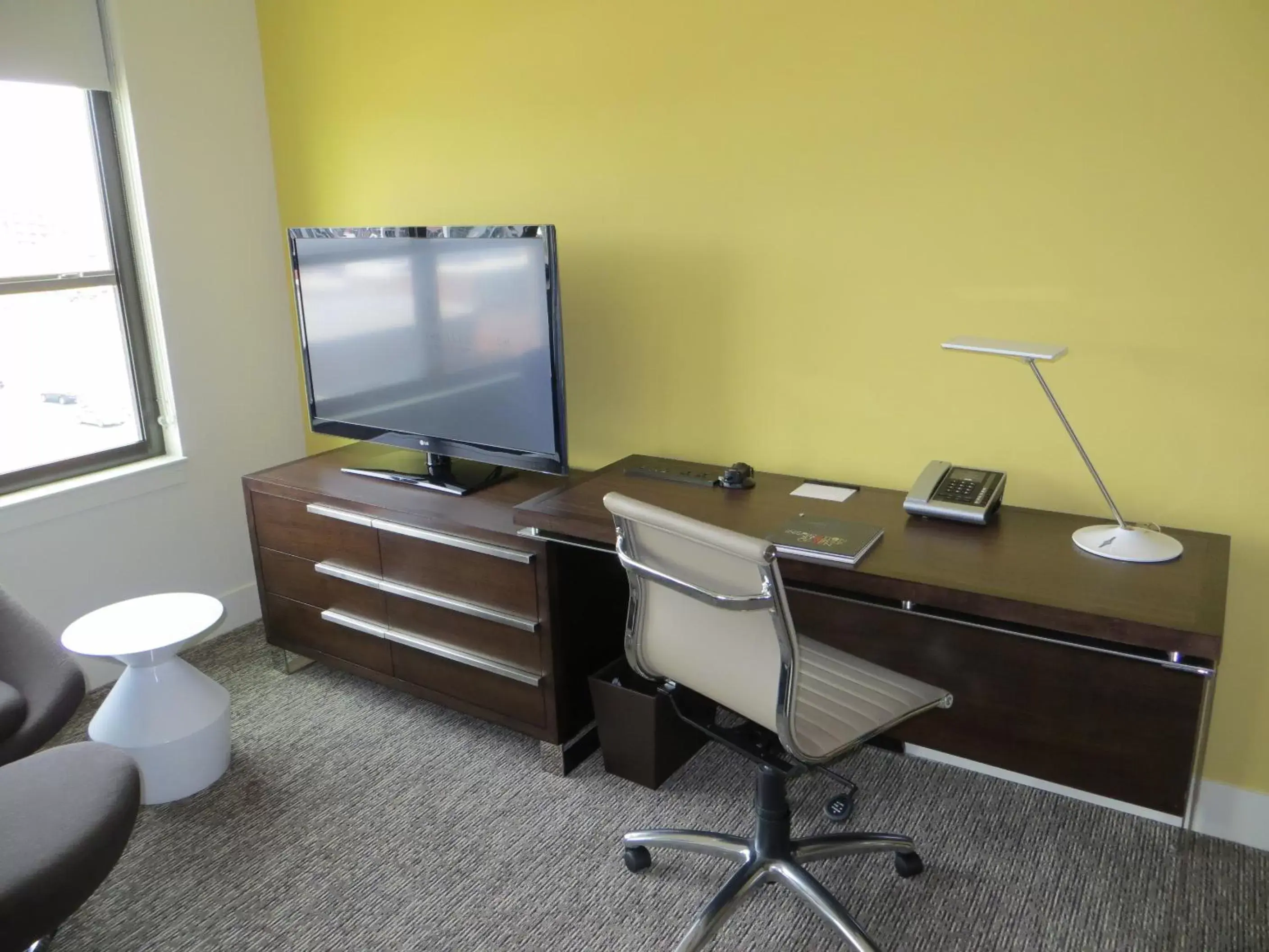 Deluxe King Room in The Alexander Deluxe King Room in The Alexander