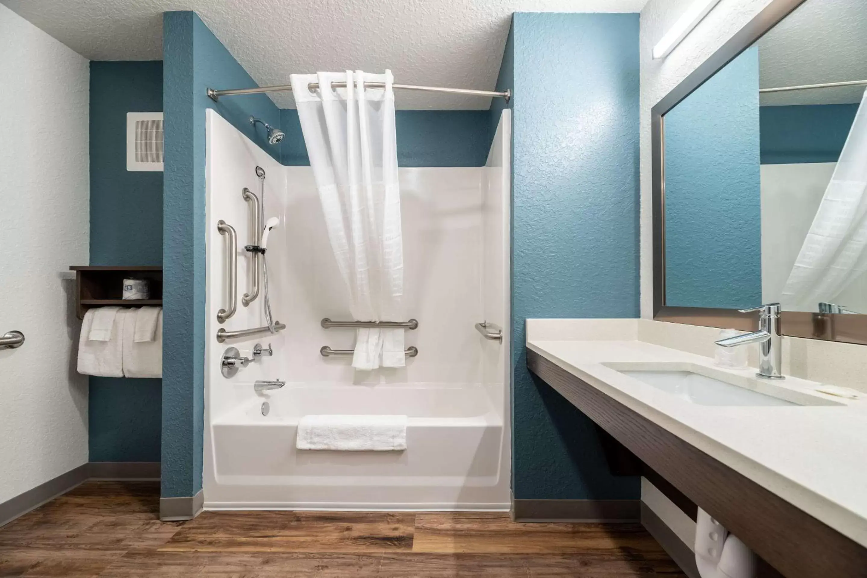 Queen Room with Two Queen Beds - Accessible/Non-Smoking in WoodSpring Suites Sanford North I-4 Orlando Area Queen Room with Two Queen Beds - Accessible/Non-Smoking in WoodSpring Suites Sanford North I-4 Orlando Area