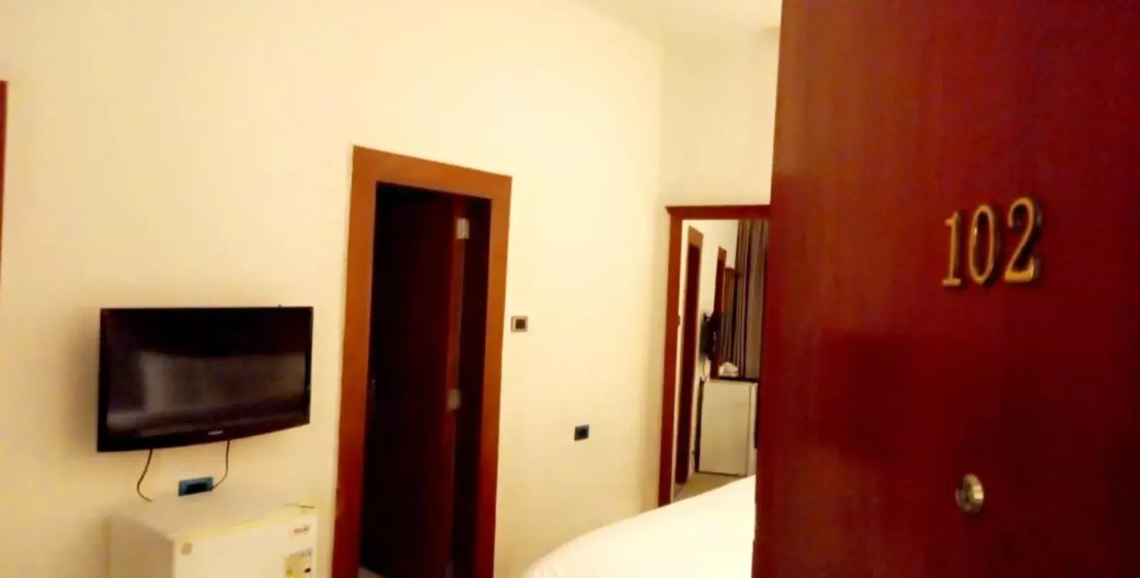 Deluxe King Room in Amman Pasha Hotel Deluxe King Room in Amman Pasha Hotel