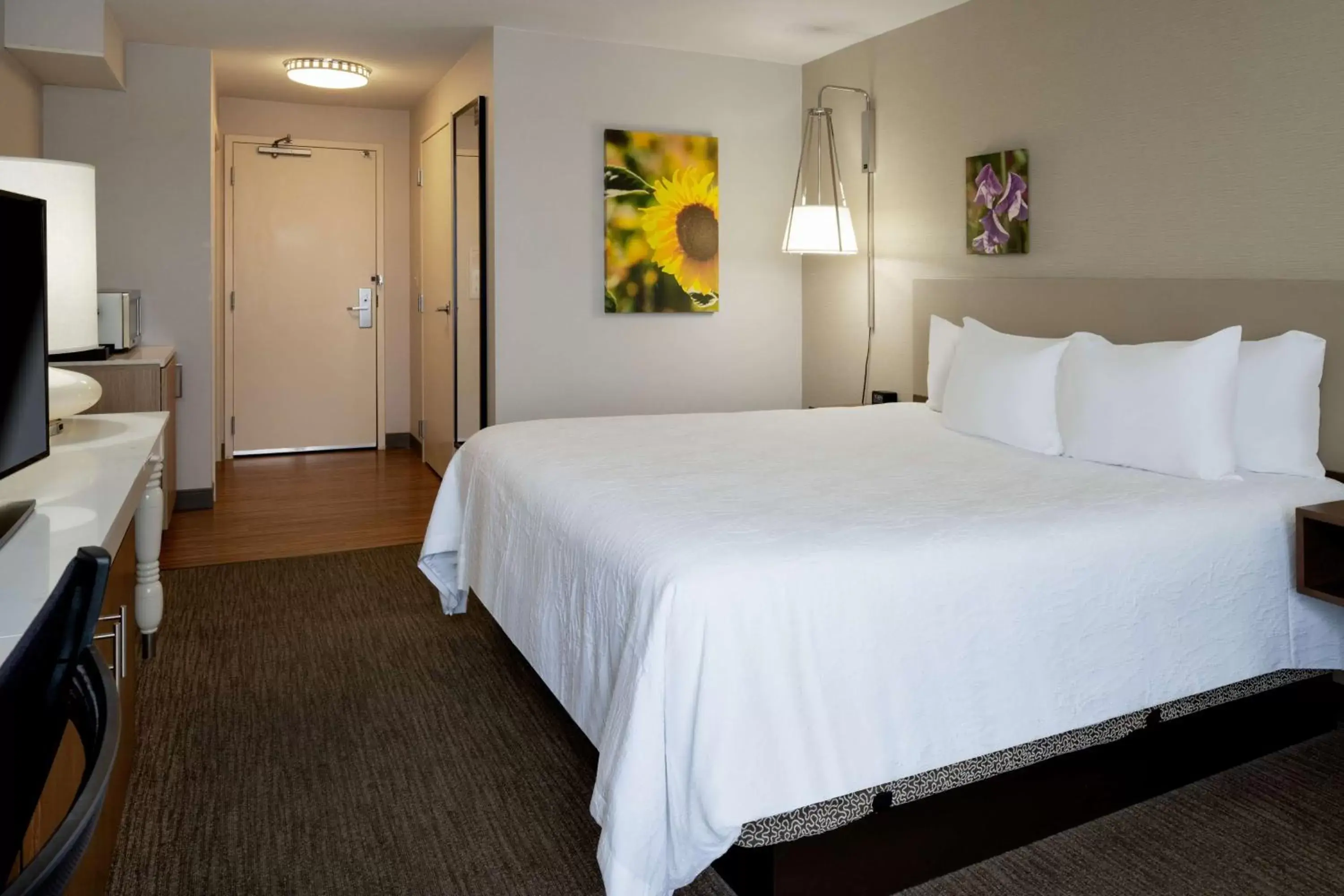 Premium King Room in Hilton Garden Inn Folsom Premium King Room in Hilton Garden Inn Folsom