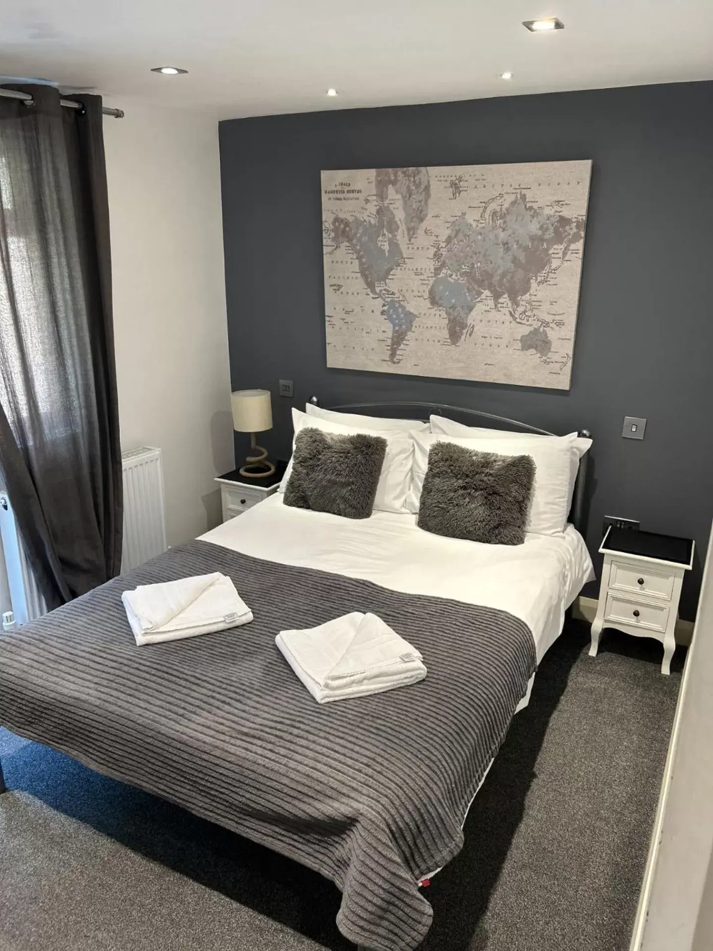 Double Room with Private Bathroom in Rock House Bed and Breakfast Double Room with Private Bathroom in Rock House Bed and Breakfast