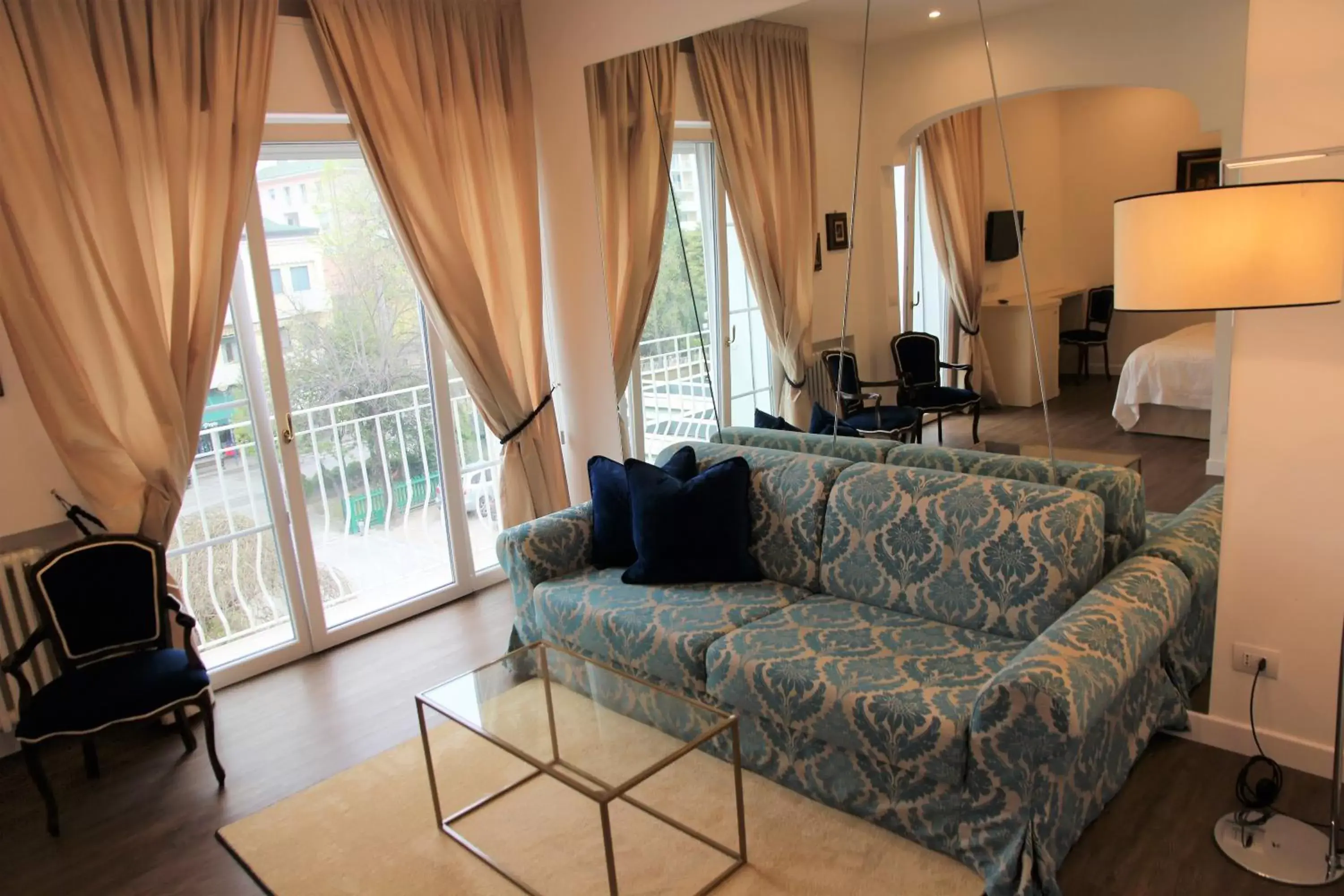 Suite in Hotel Universal Terme Suite in Hotel Universal Terme