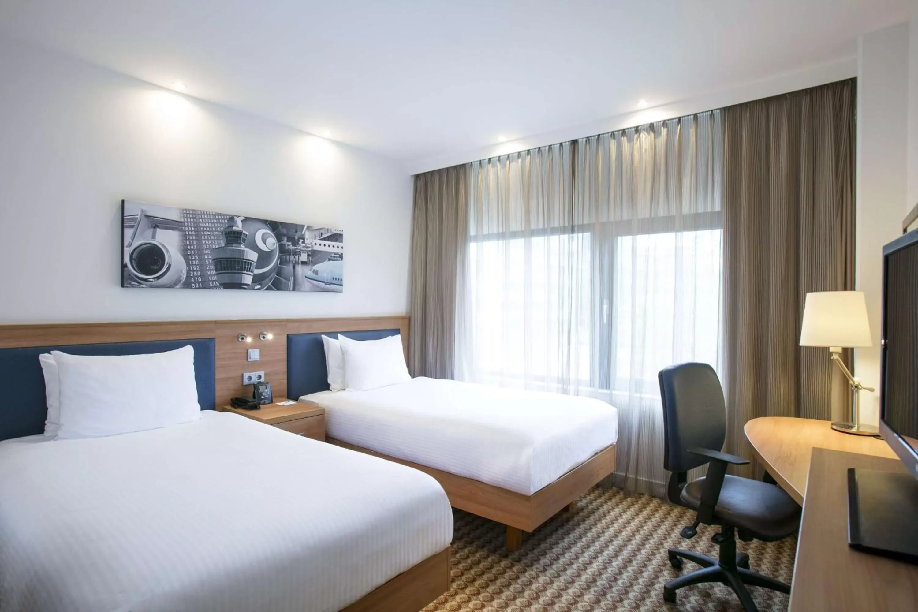 Twin Room in Hampton by Hilton Amsterdam Airport Schiphol Twin Room in Hampton by Hilton Amsterdam Airport Schiphol