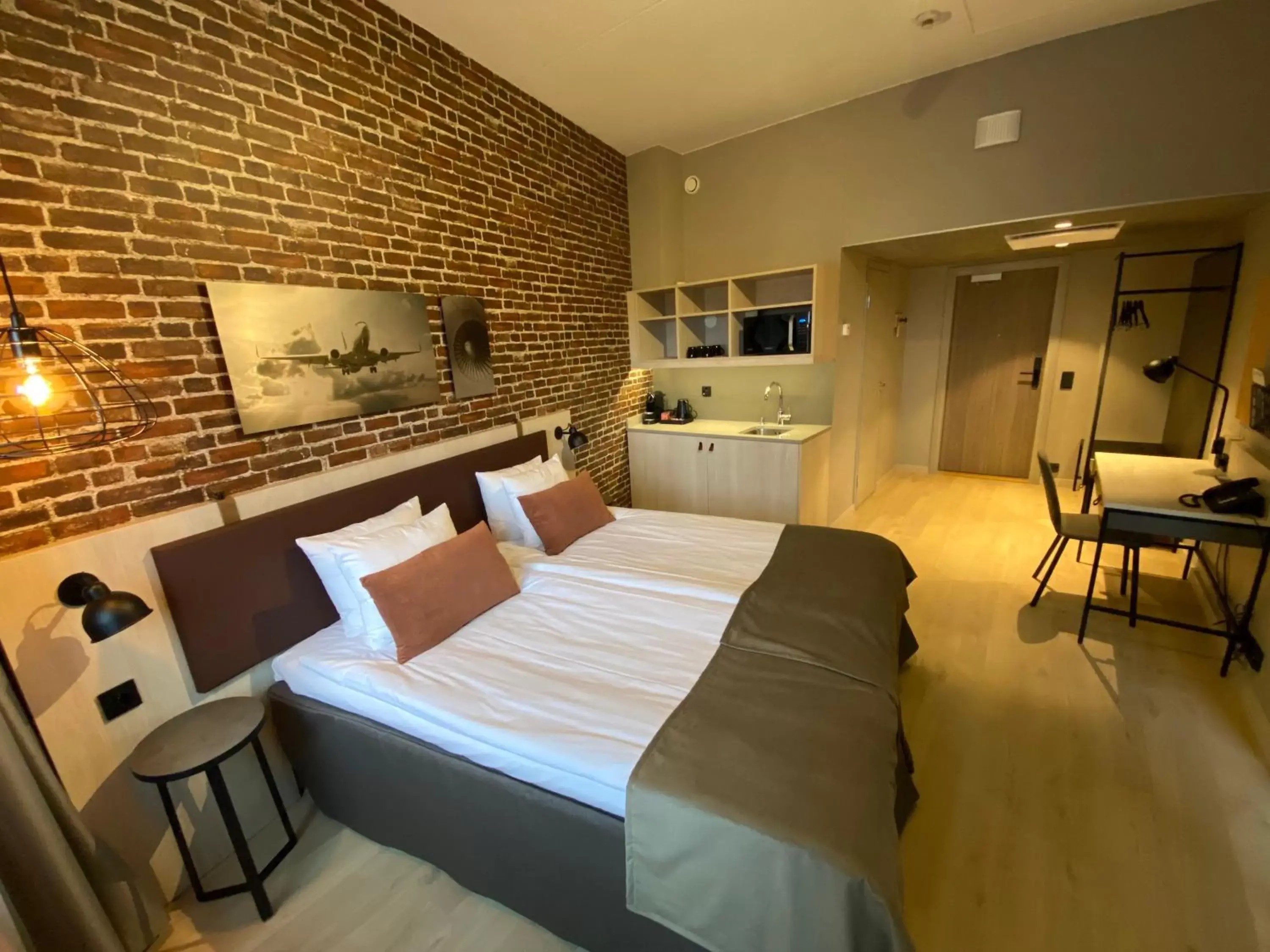 Skyline Airport Hotel Skyline Airport Hotel