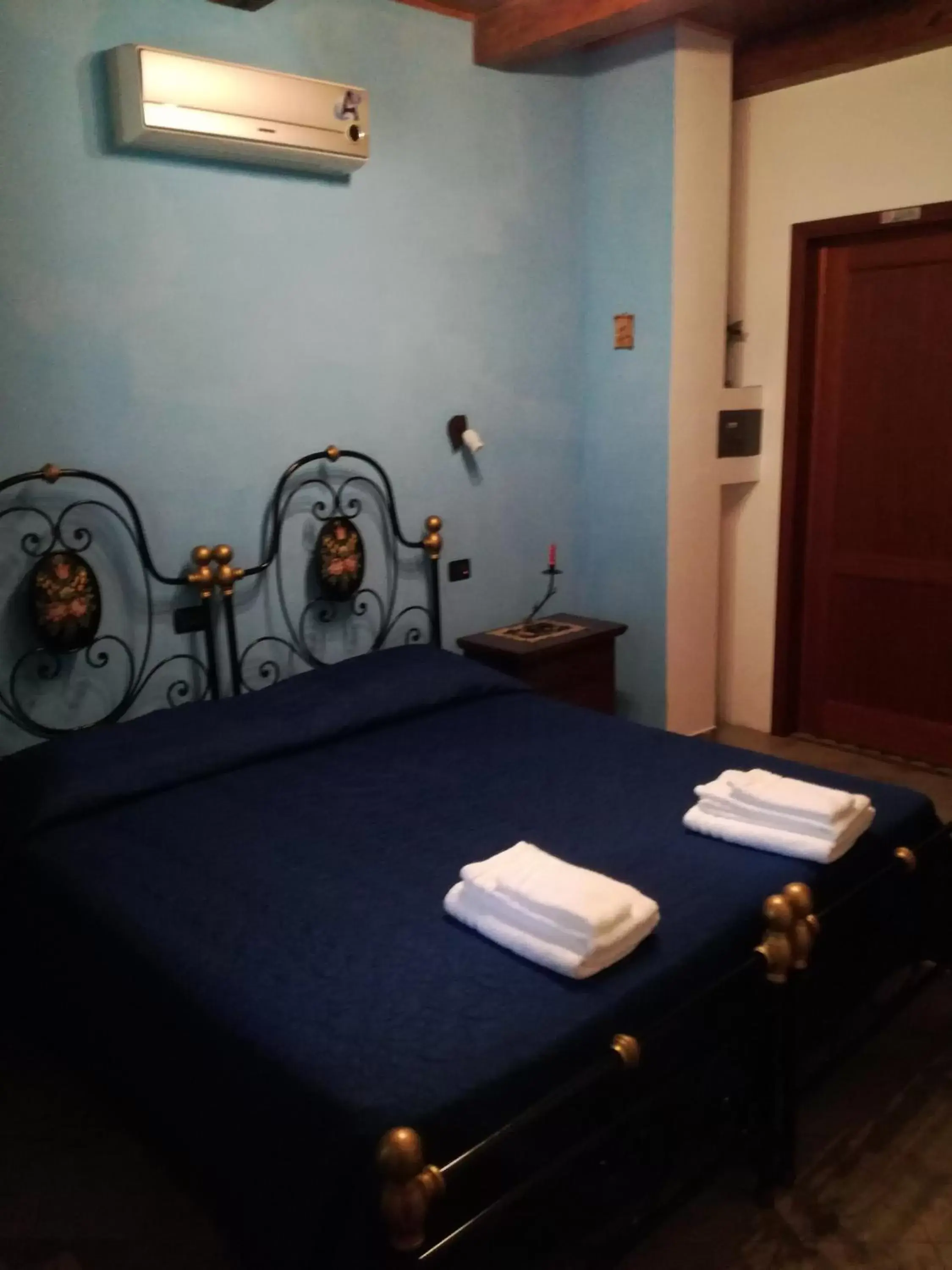 Double Room - single occupancy in B&B funtanadetalia Double Room - single occupancy in B&B funtanadetalia