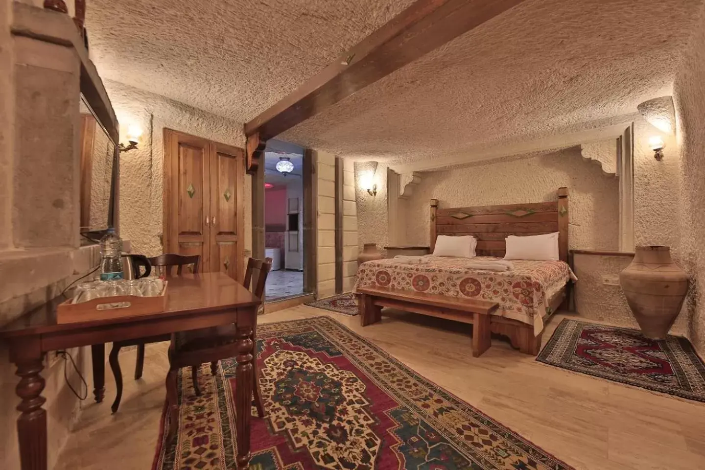 Family Cave Suite in Local Cave House Hotel Family Cave Suite in Local Cave House Hotel