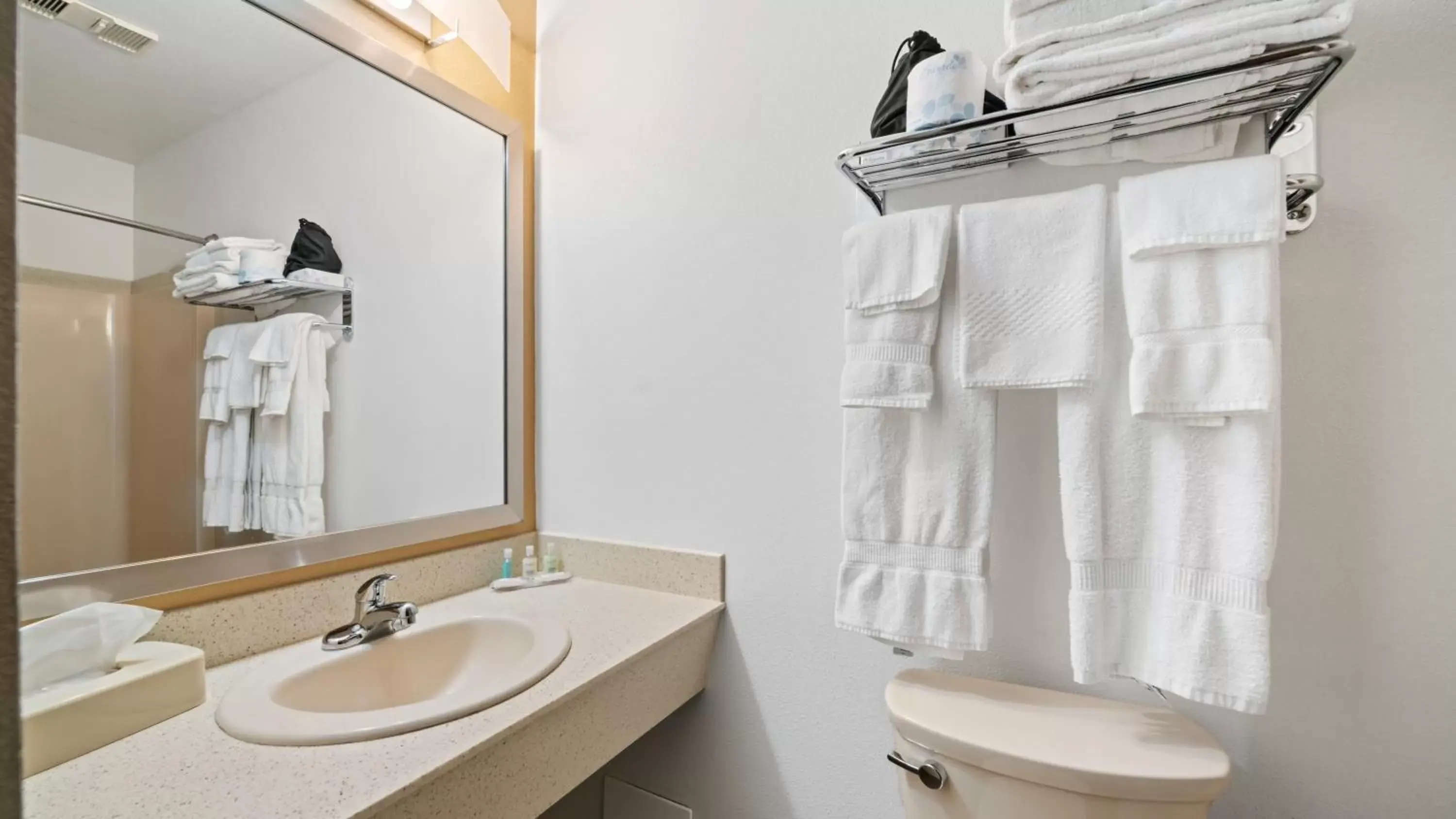 Queen Room with Two Queen Beds - Non-Smoking in Clarion Hotel & Suites Fairbanks near Ft Wainwright Queen Room with Two Queen Beds - Non-Smoking in Clarion Hotel & Suites Fairbanks near Ft Wainwright