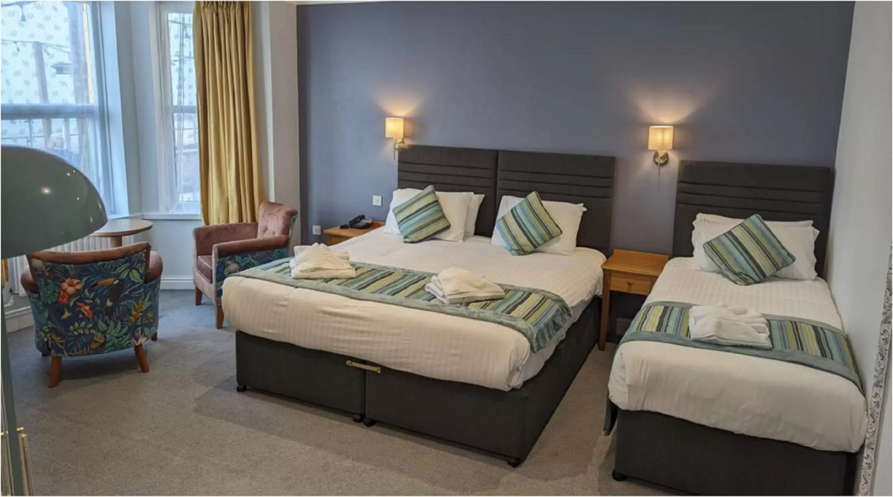 Quintuple Room in The Beaches Hotel and Spa Quintuple Room in The Beaches Hotel and Spa