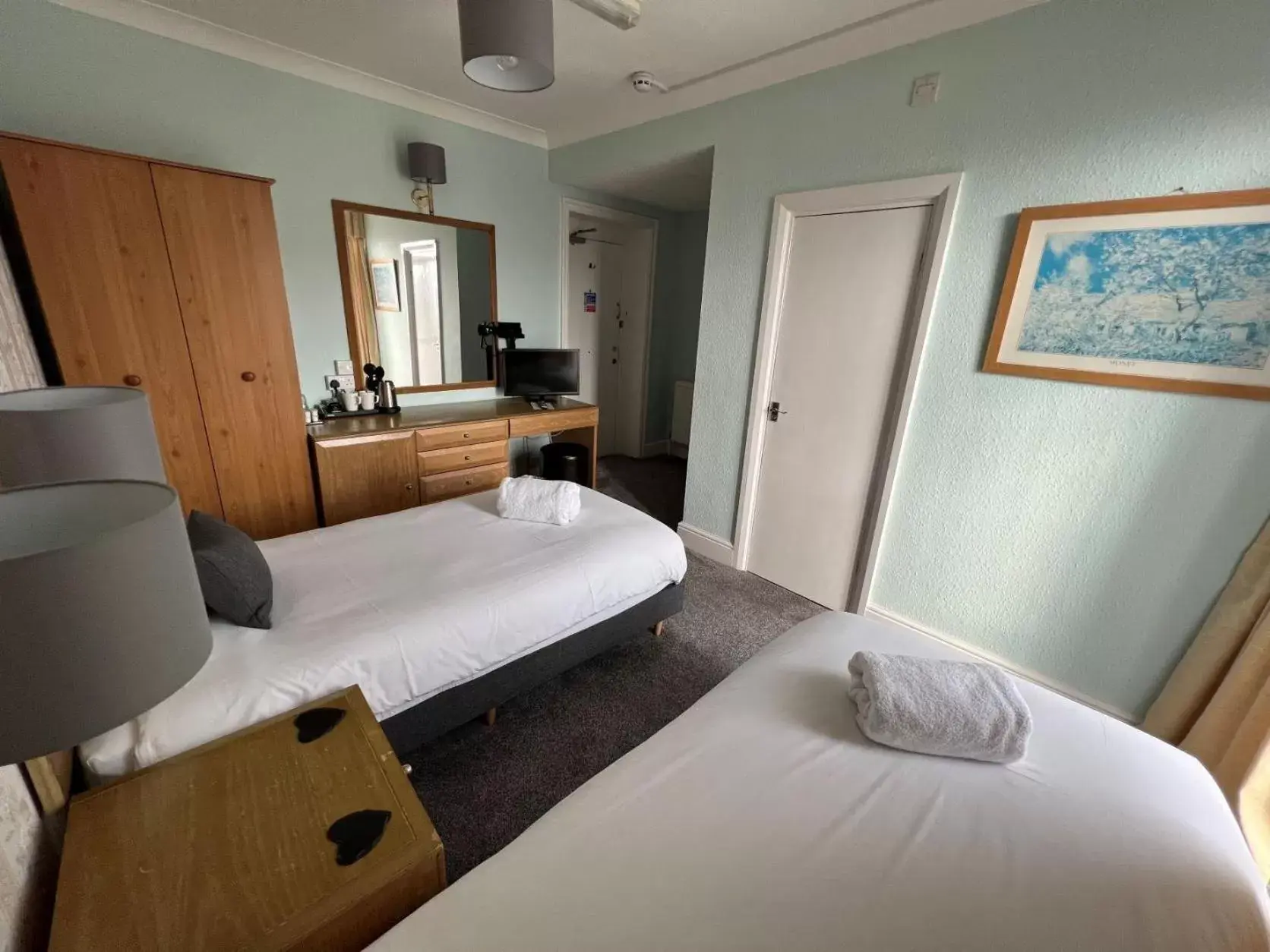 Twin Room with Shower in Swn Y Mor Twin Room with Shower in Swn Y Mor