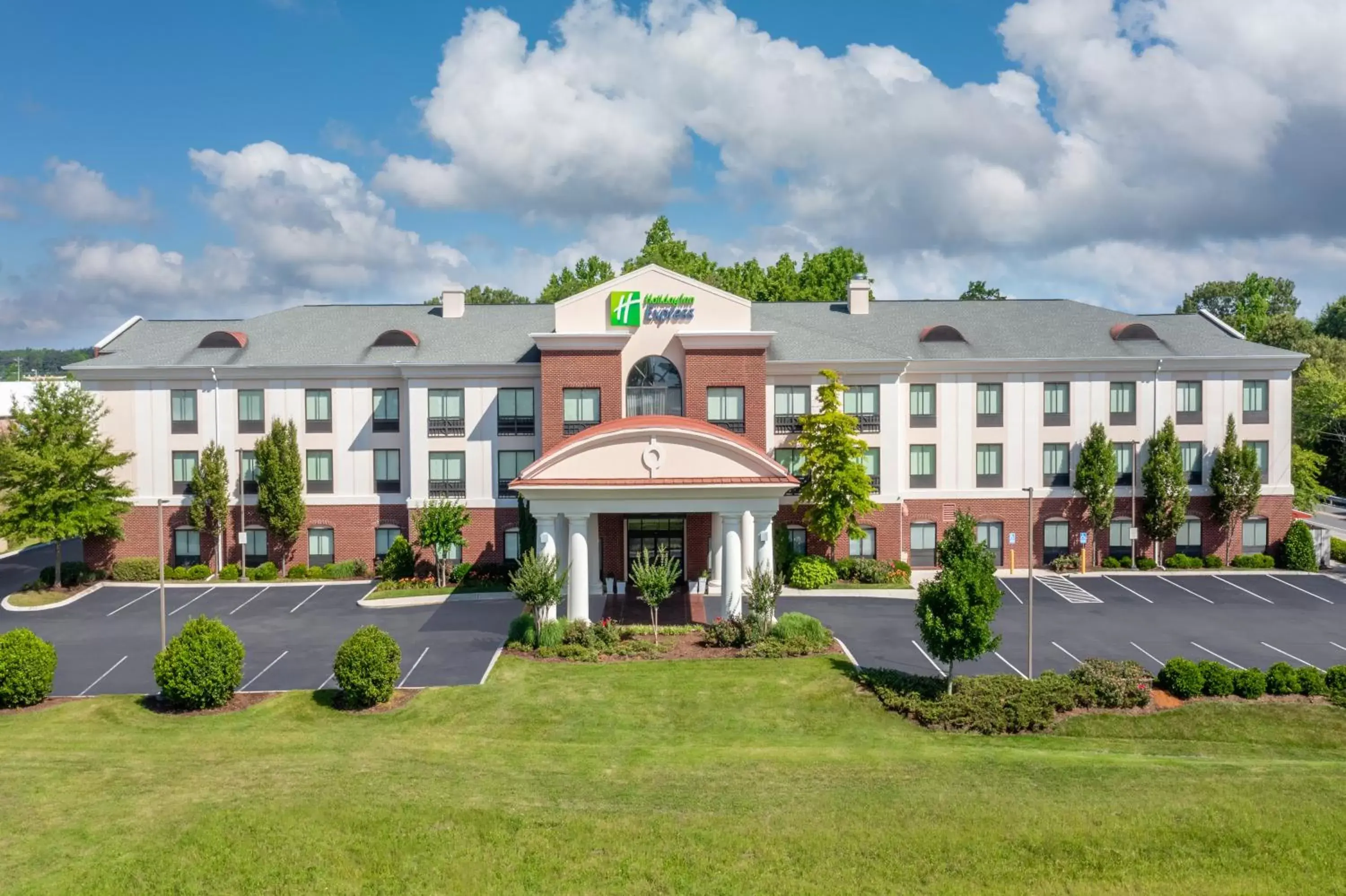 Holiday Inn Express - Tullahoma by IHG Holiday Inn Express - Tullahoma by IHG