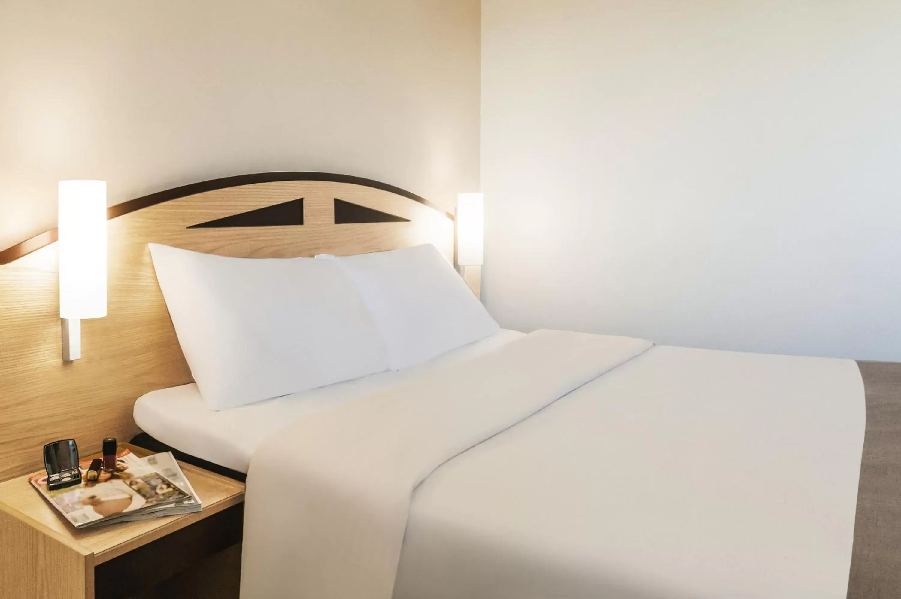 Double Room in ibis Chesterfield Centre – Market Town Double Room in ibis Chesterfield Centre – Market Town