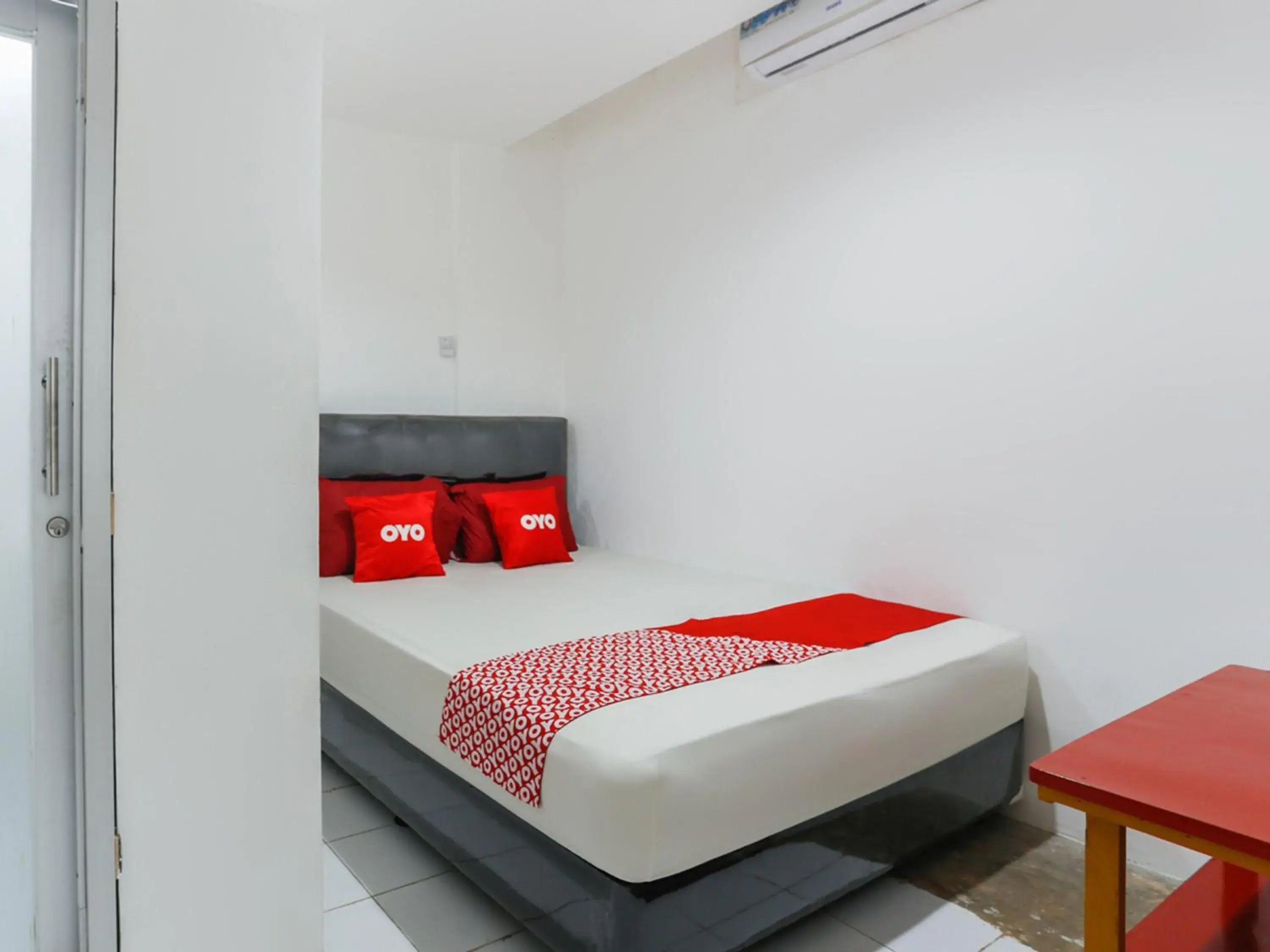 Standard Double Room in OYO 3794 Good Sleep Samarinda Standard Double Room in OYO 3794 Good Sleep Samarinda