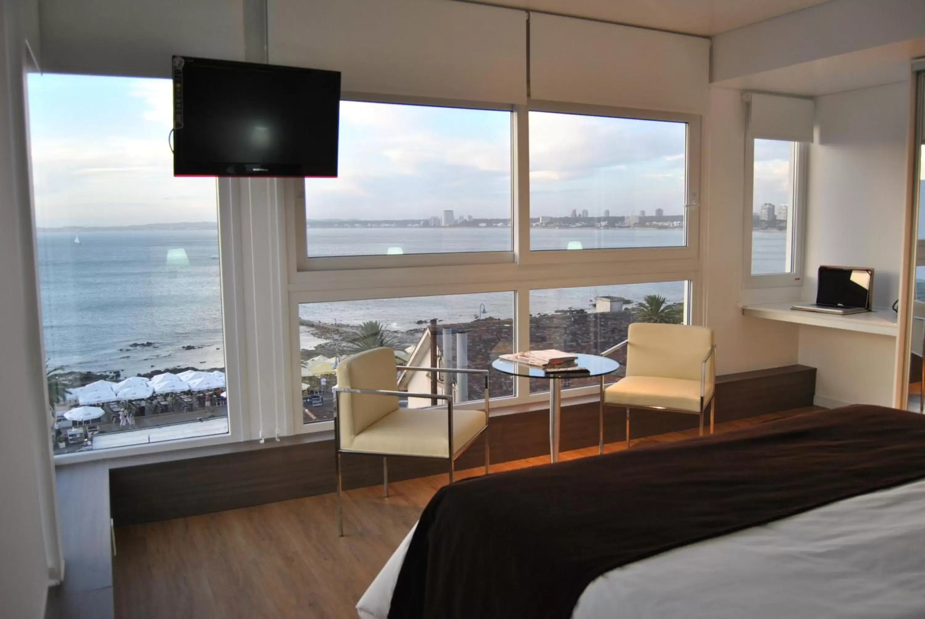 Executive Suite in Hotel Castilla Executive Suite in Hotel Castilla