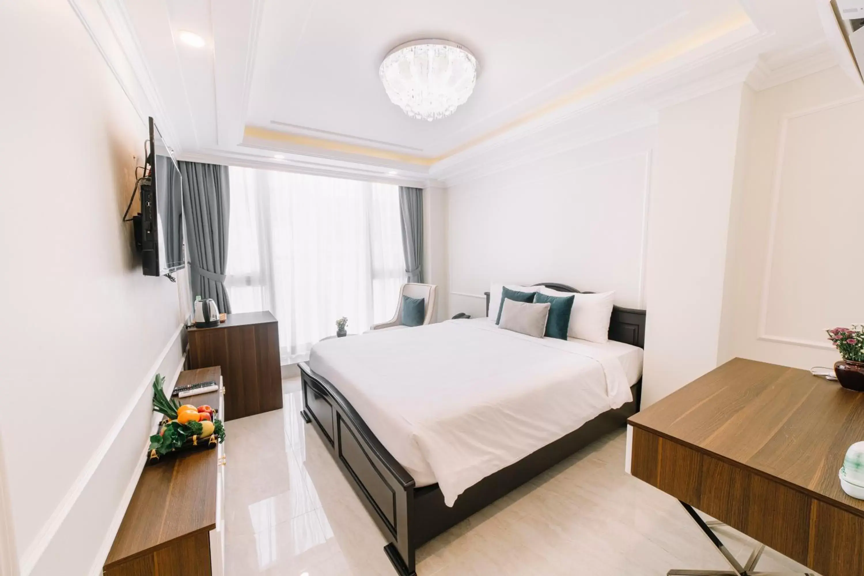 Premier Deluxe Double or Twin with Window in Saigon Hanoi Central Hotel Premier Deluxe Double or Twin with Window in Saigon Hanoi Central Hotel