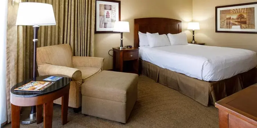 Premium King Room in Maverick Hotel and Casino by Red Lion Hotels Premium King Room in Maverick Hotel and Casino by Red Lion Hotels