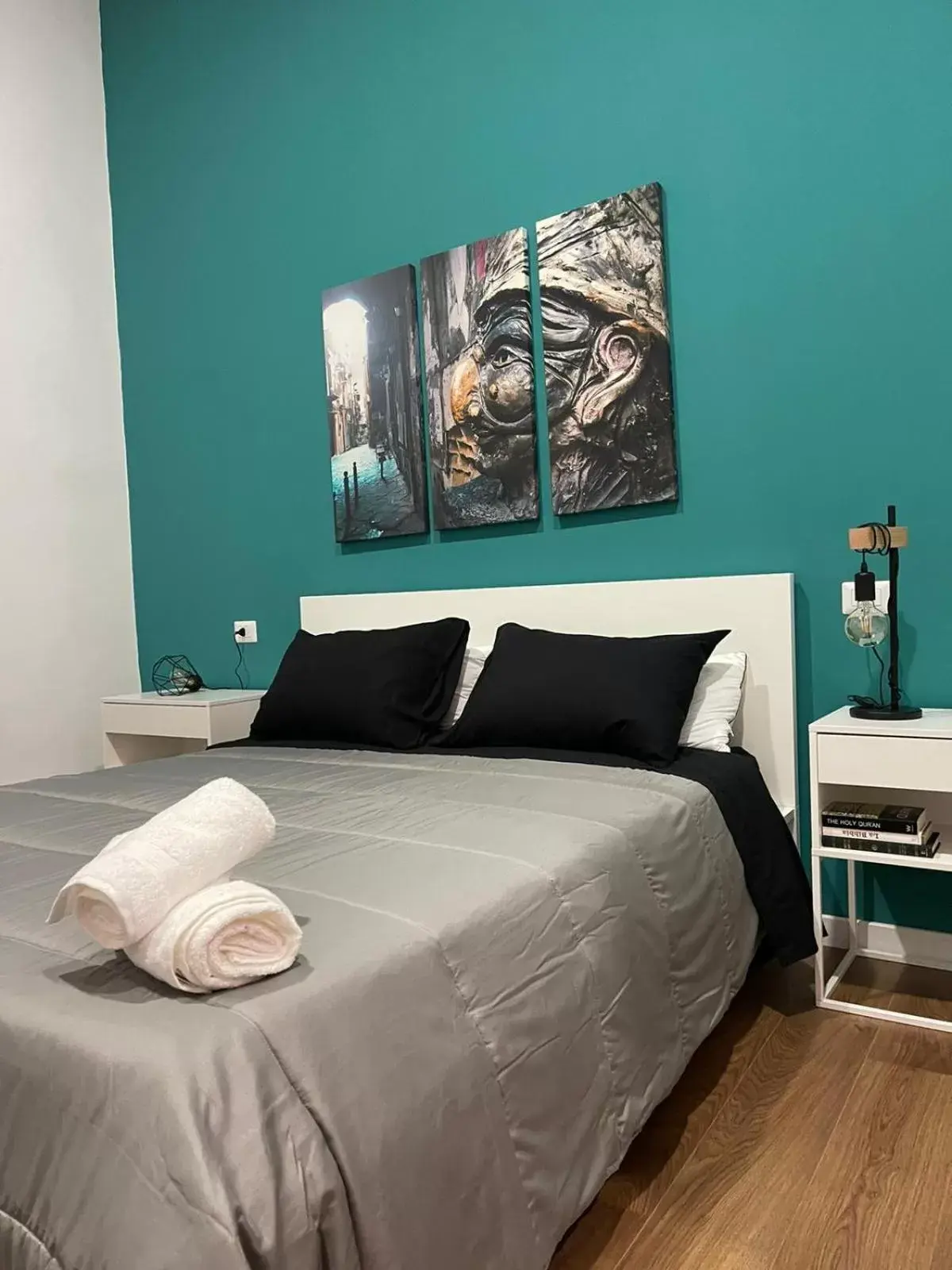 Deluxe Room - single occupancy in Mafalda - Napoli Rooms Deluxe Room - single occupancy in Mafalda - Napoli Rooms