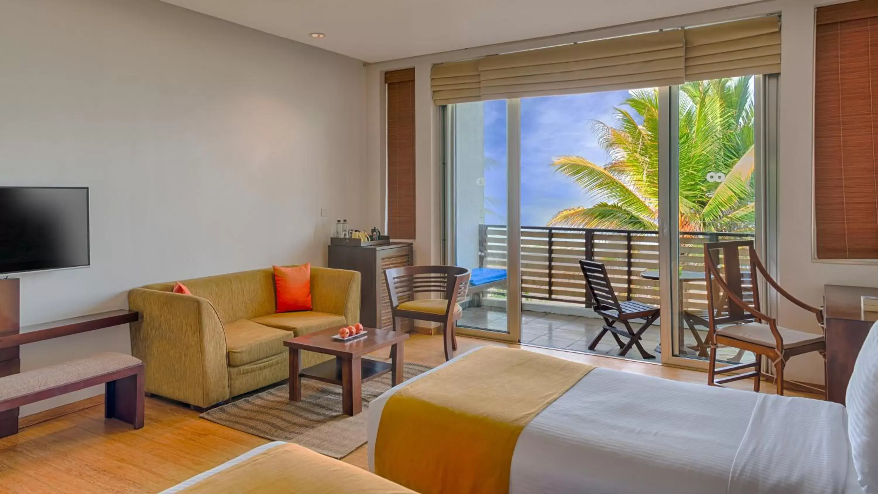 Deluxe Twin Room with Sea View - 15% off on Spa and at Black Coral & Center Point restaurants in Jetwing Sea Deluxe Twin Room with Sea View - 15% off on Spa and at Black Coral & Center Point restaurants in Jetwing Sea