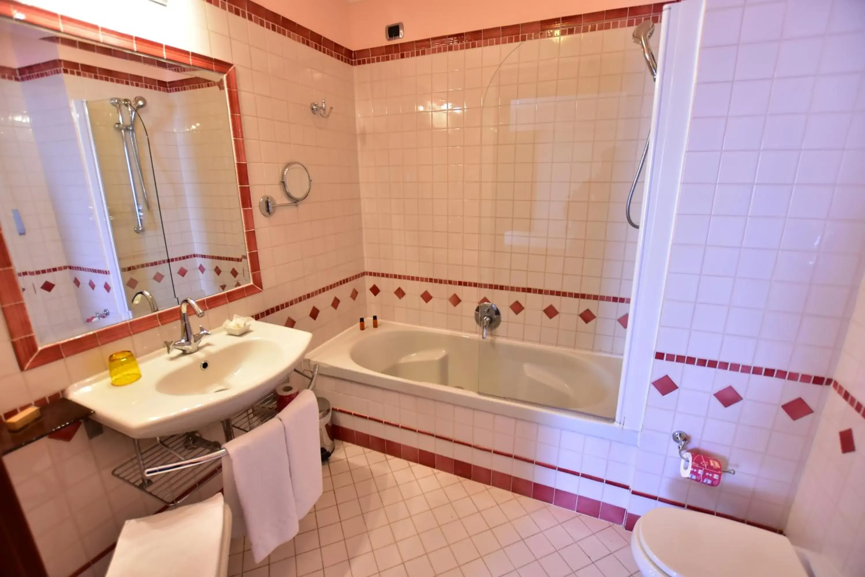 Deluxe Double or Twin Room in Palazzo Rosenthal Vesuview Hotel & Resort Deluxe Double or Twin Room in Palazzo Rosenthal Vesuview Hotel & Resort