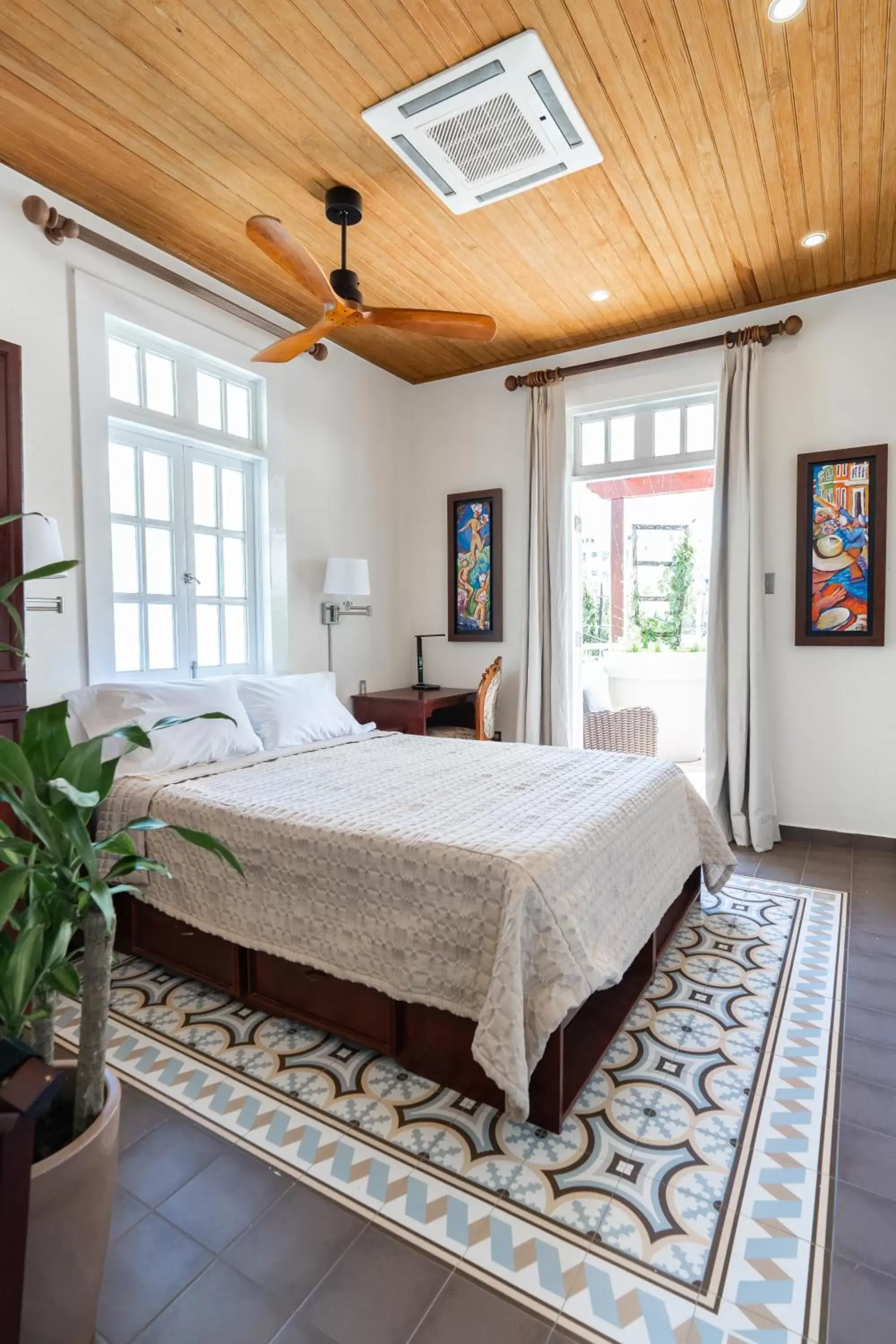 Queen Room with Balcony in Casa Wilson Inn Queen Room with Balcony in Casa Wilson Inn