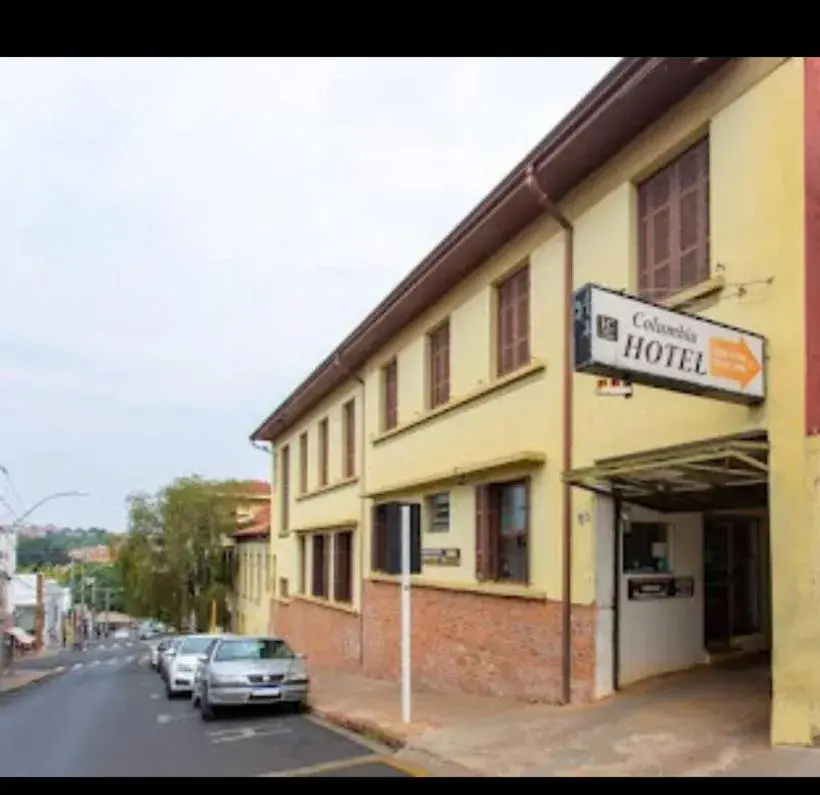 Facade/entrance, Property Building in Hotel Columbia Botucatu Ltda Facade/entrance, Property Building in Hotel Columbia Botucatu Ltda