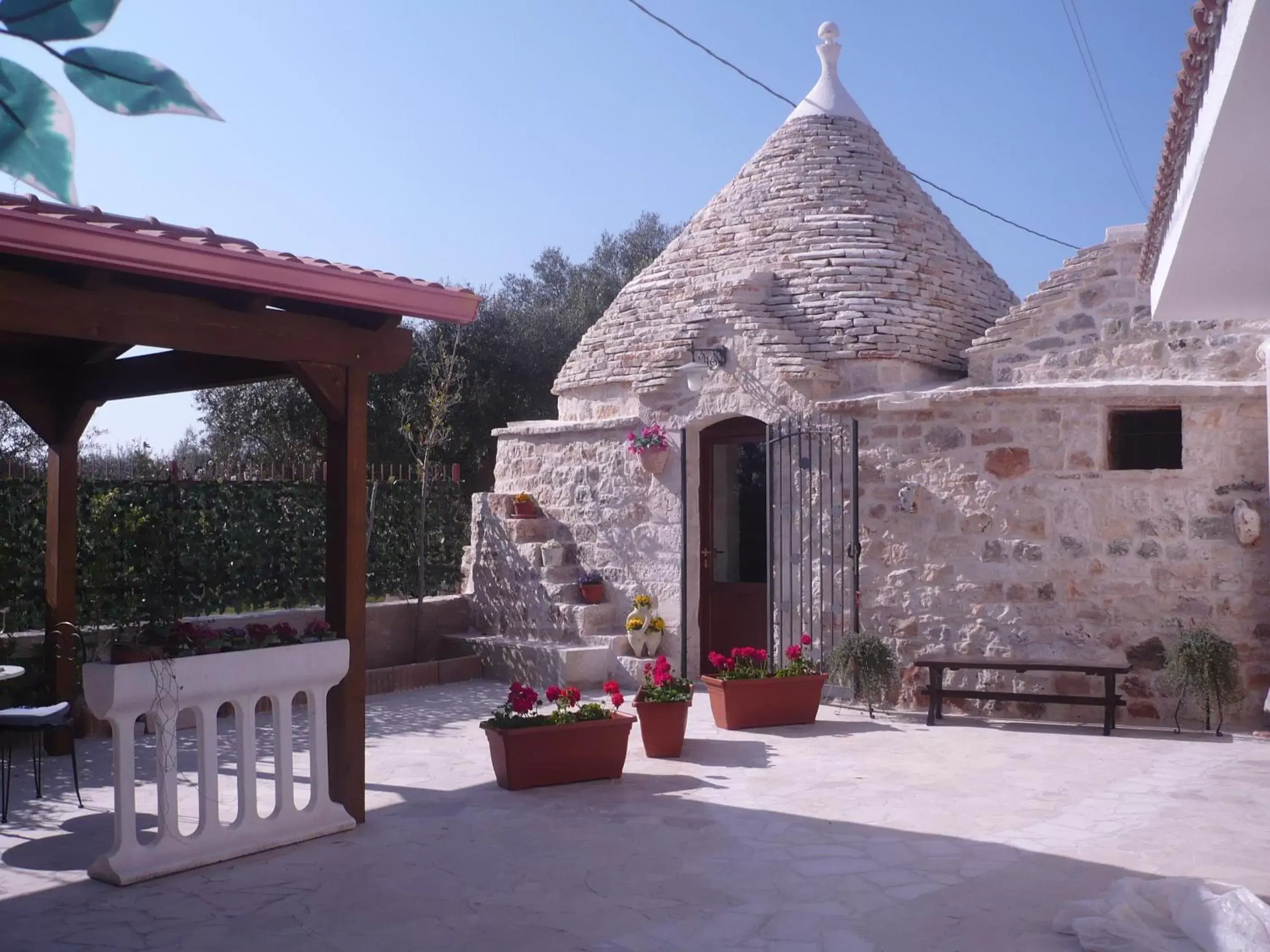 L'Isola Felice e Trulli Sotto Le Stelle L'Isola Felice e Trulli Sotto Le Stelle