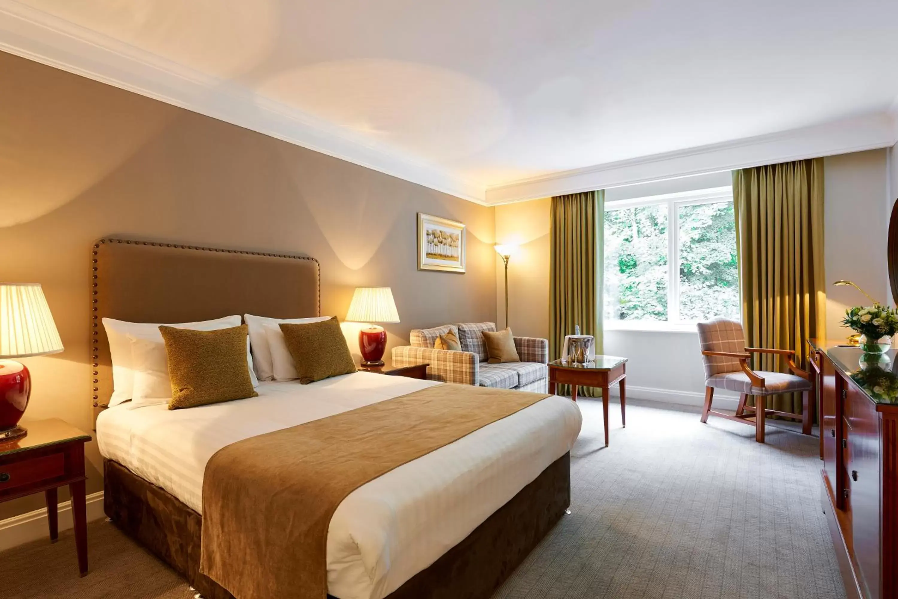 Deluxe Family Room in Coldra Court Hotel by Celtic Manor Deluxe Family Room in Coldra Court Hotel by Celtic Manor