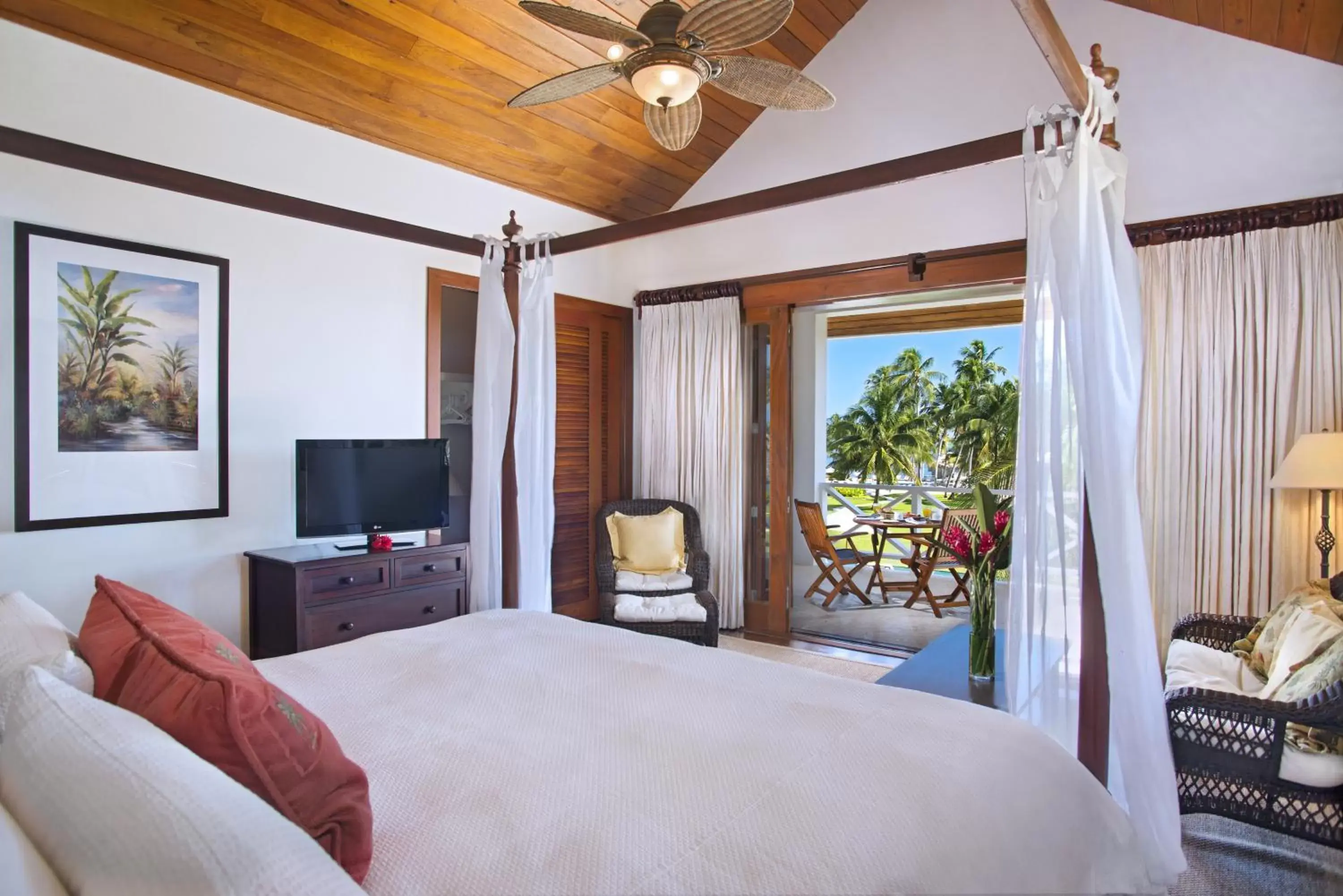 1 Bedroom Infinity Suite in Victoria House Resort & Spa 1 Bedroom Infinity Suite in Victoria House Resort & Spa