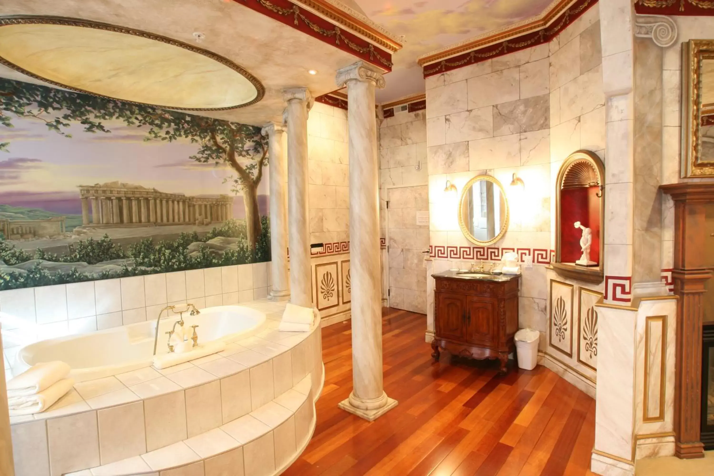 Bathroom in Destinations Inn Theme Rooms Bathroom in Destinations Inn Theme Rooms