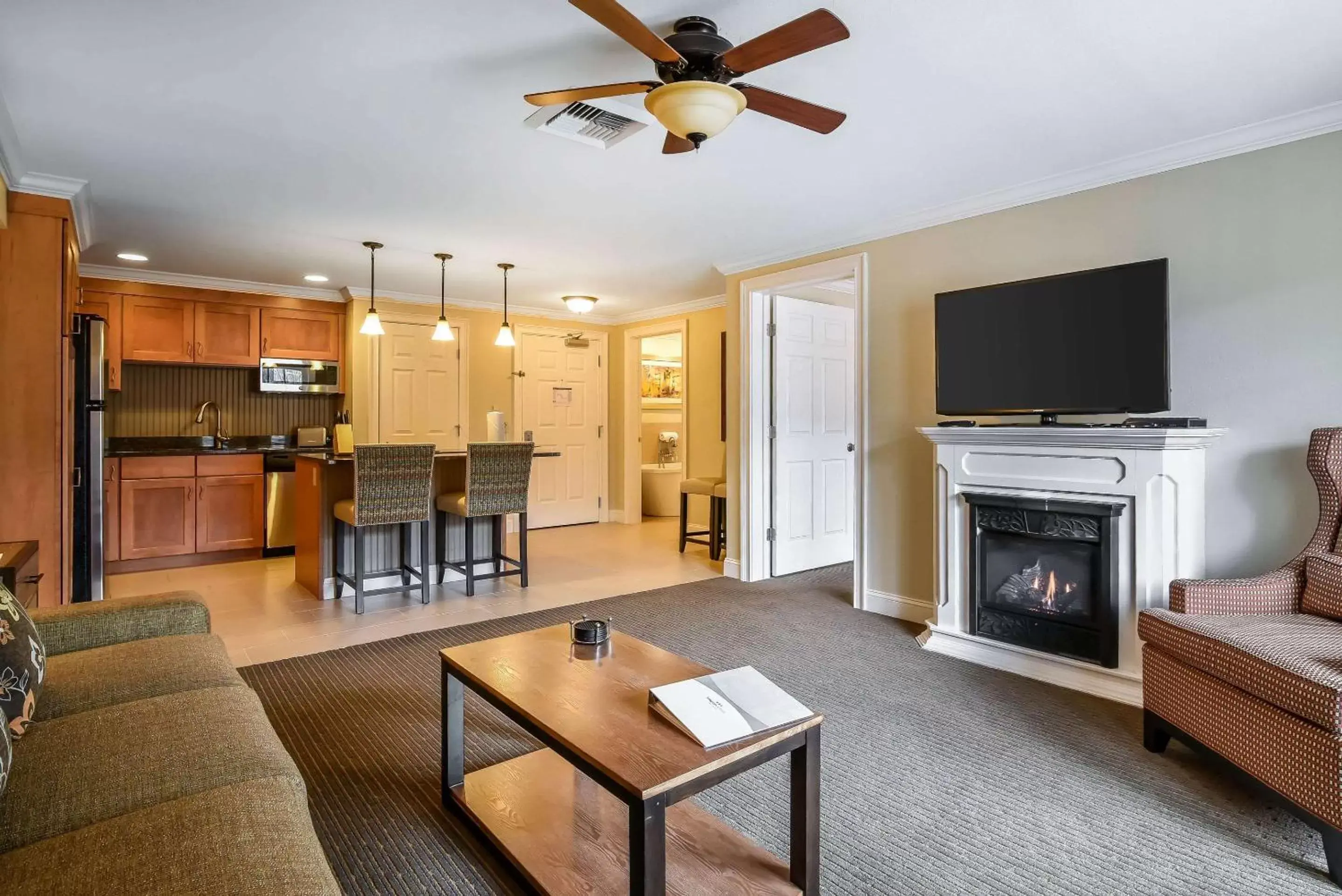 Superior Family Suite - Non Smoking in Bluegreen Vacations South Mountain, an Ascend Collection Resort Superior Family Suite - Non Smoking in Bluegreen Vacations South Mountain, an Ascend Collection Resort