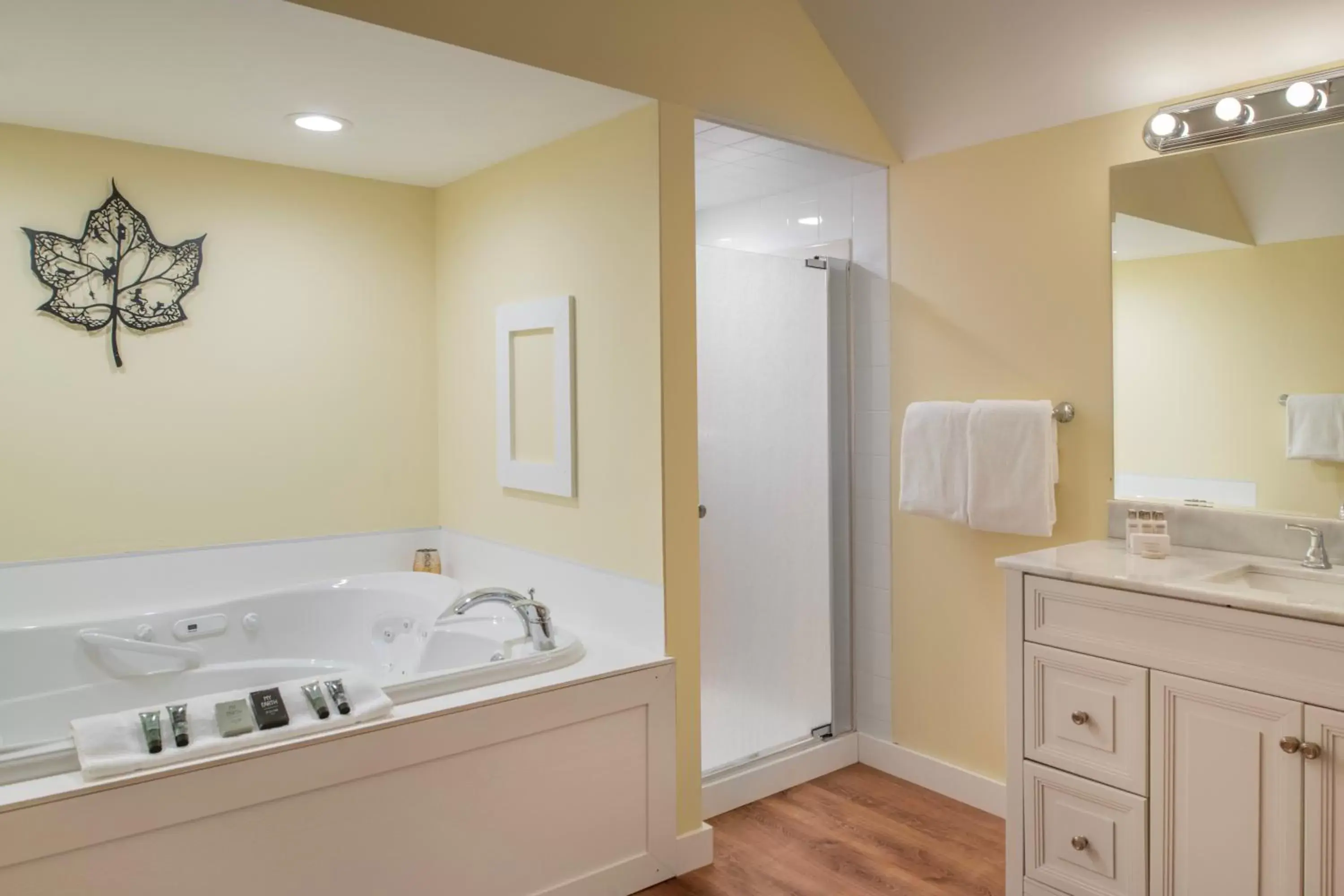 Sugar House Cottage in Christmas Farm Inn and Spa Sugar House Cottage in Christmas Farm Inn and Spa