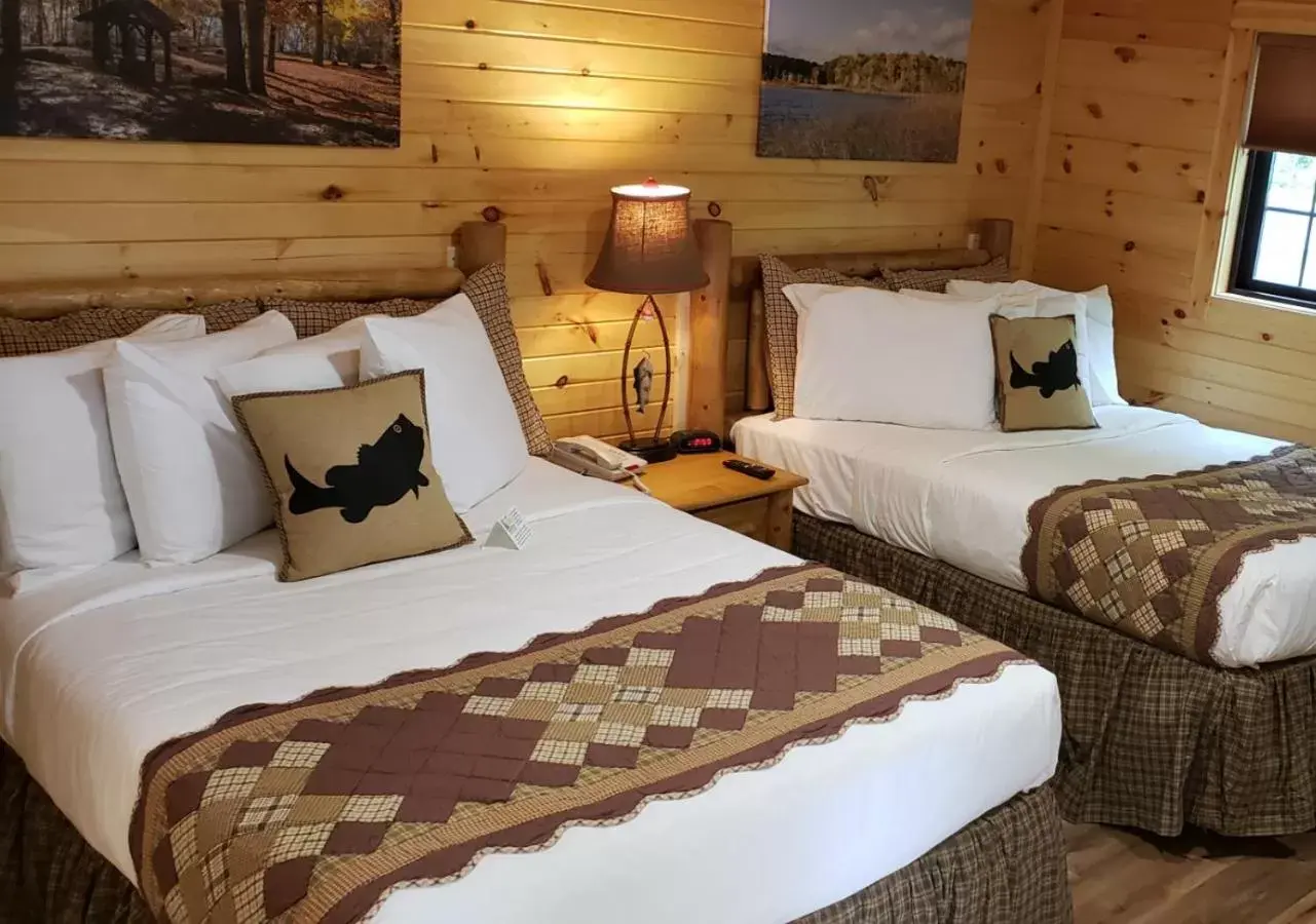 Cabin with Two Double Beds in Potawatomi Inn & Cabins Cabin with Two Double Beds in Potawatomi Inn & Cabins