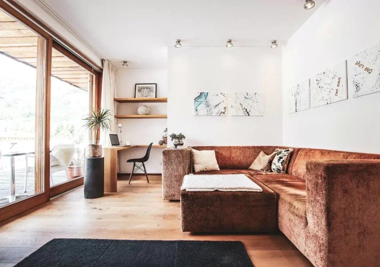 Three-Bedroom Panorama Penthouse with Sauna in ACTIVE by Leitner's Three-Bedroom Panorama Penthouse with Sauna in ACTIVE by Leitner's